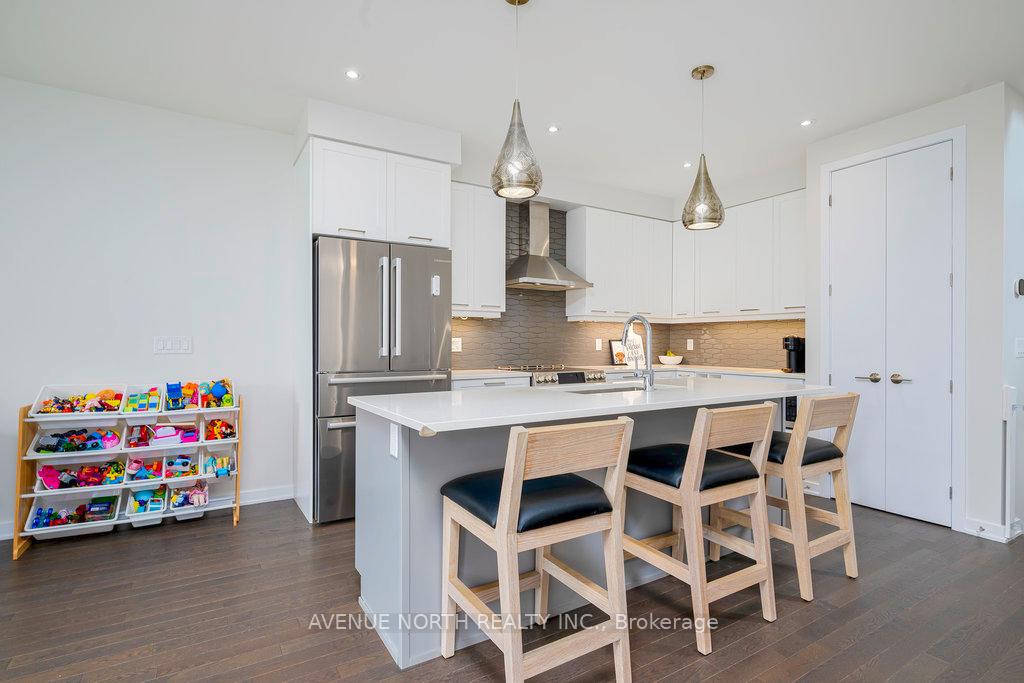 Photo 10 of 357 Big Dipper Street, Ottawa, Riverside South/Gloucester Glen — HOMEH