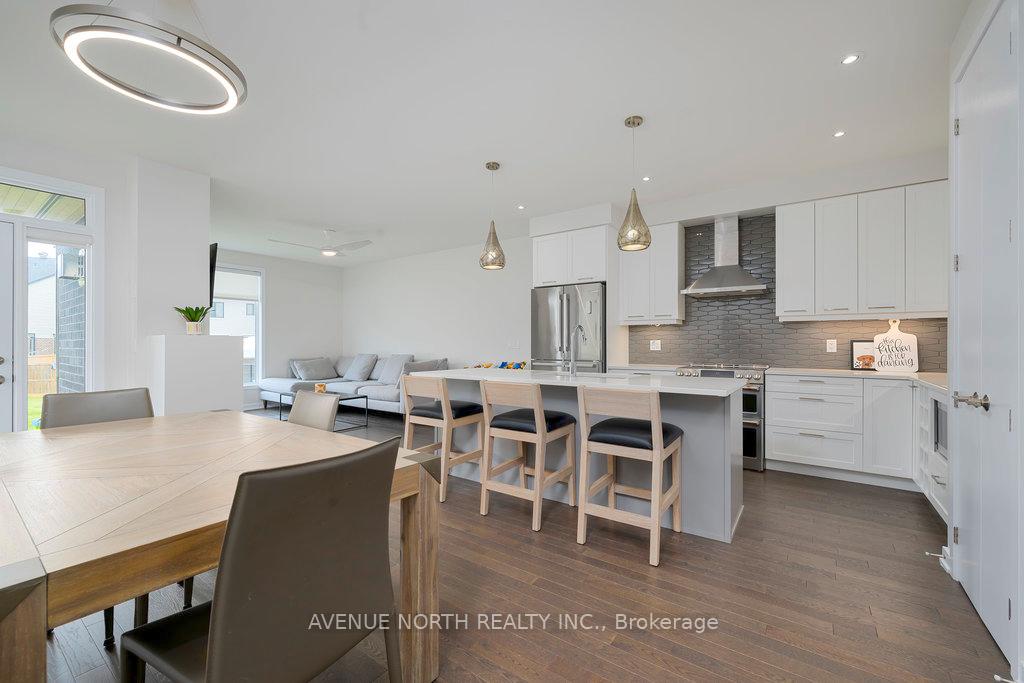 Photo 15 of 357 Big Dipper Street, Ottawa, Riverside South/Gloucester Glen — HOMEH