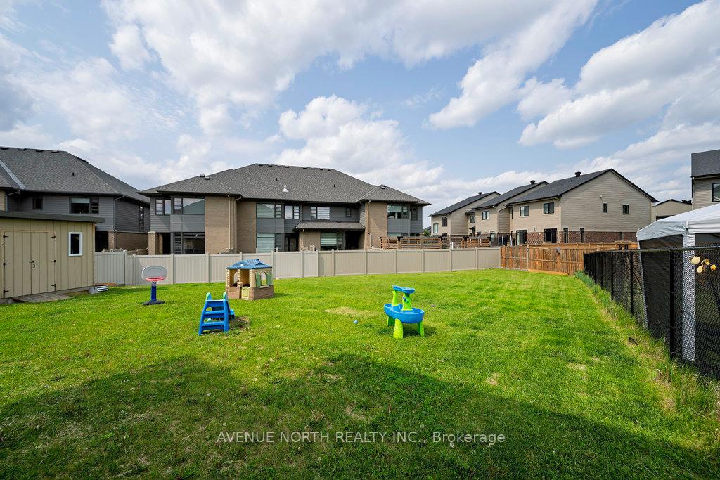 Photo 40 of 357 Big Dipper Street, Ottawa, Riverside South/Gloucester Glen — HOMEH
