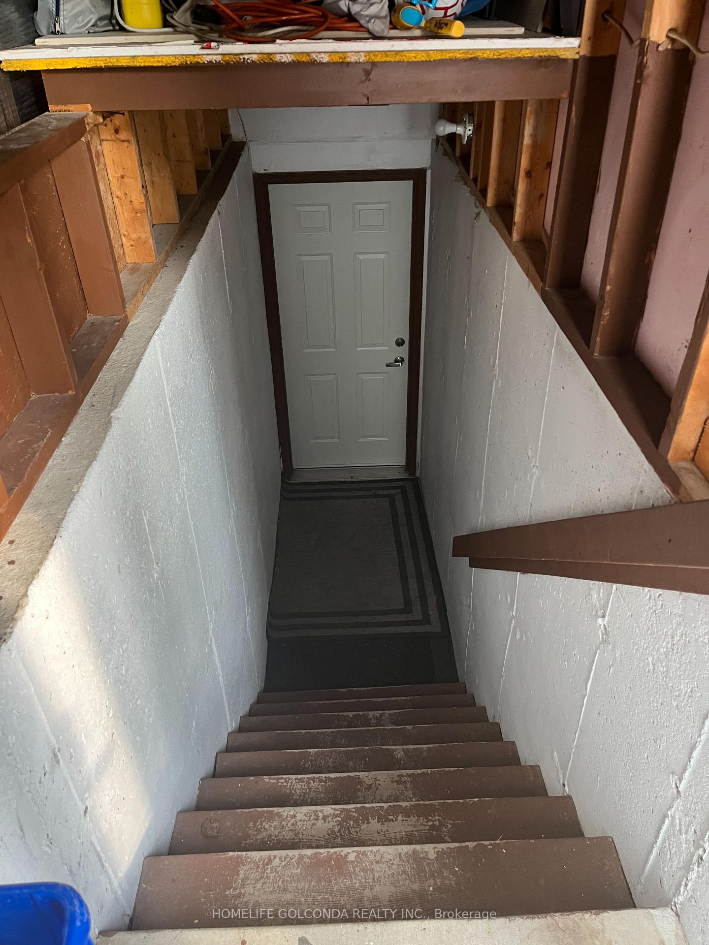 Photo 10 of Unit Lower, 179 Hanmer Street E, Barrie, East Bayfield — HOMEH