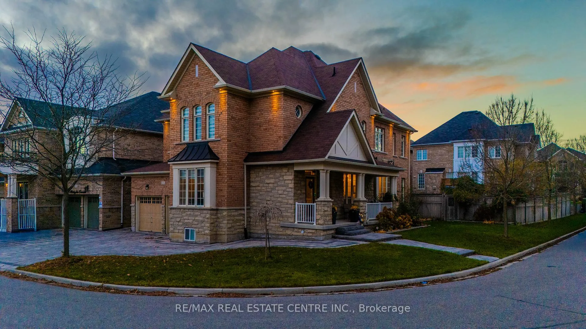 Front of 11 Mistyglen Crescent