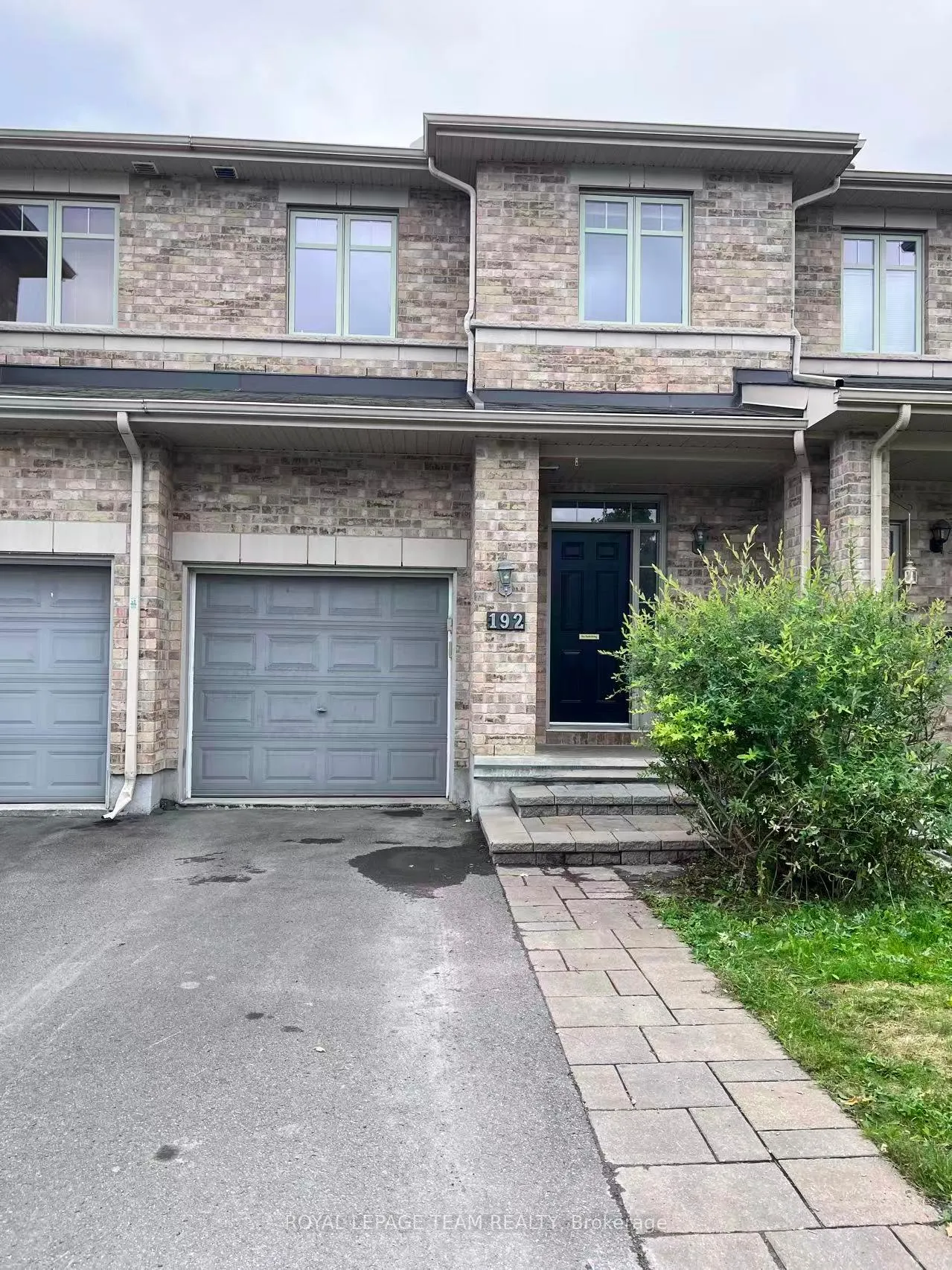 Photo 1 of 192 Jersey Tea Circle, Ottawa, Riverside South/Gloucester Glen — HOMEH