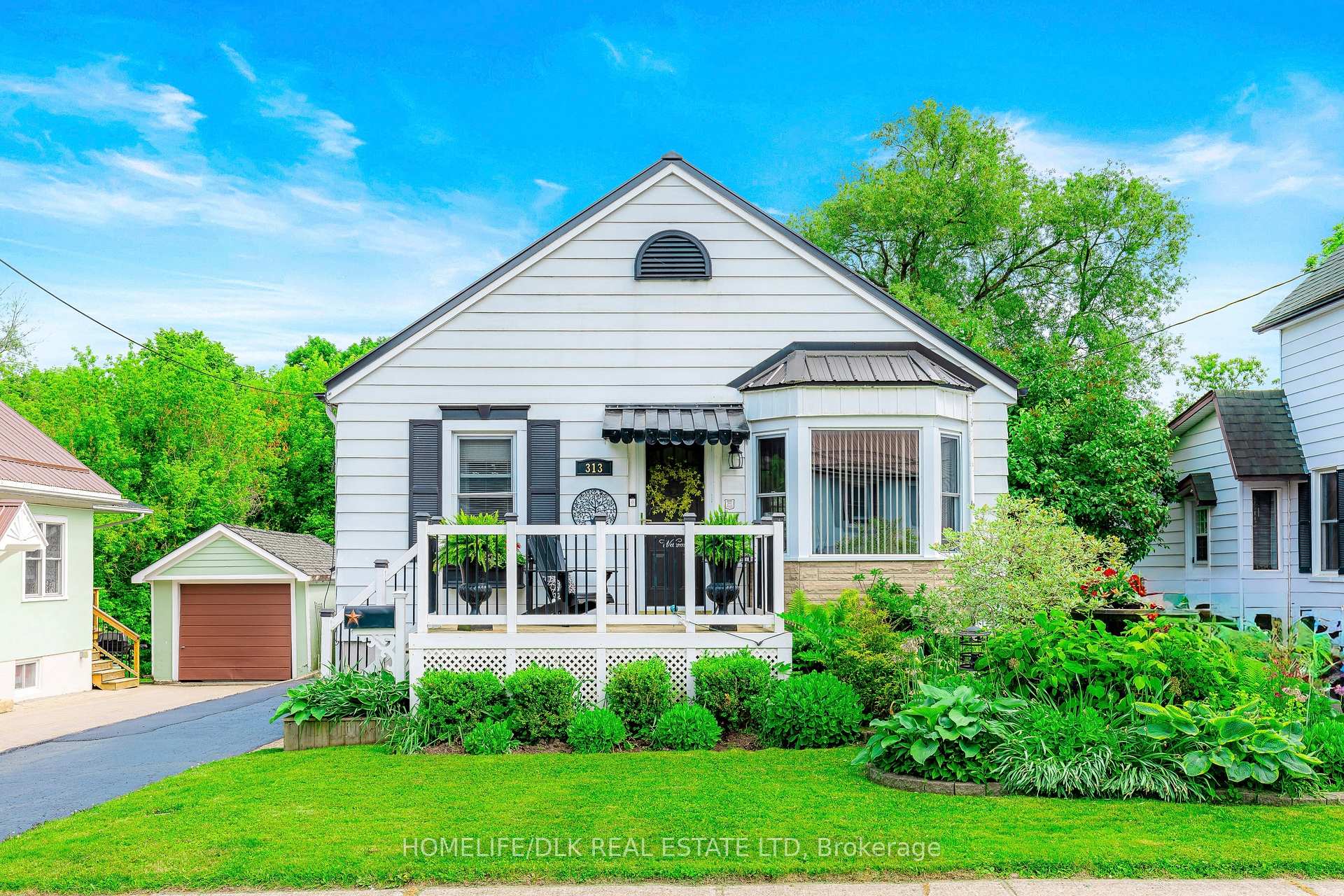 Photo 1 of 313 Pearl Street W, Brockville — HOMEH