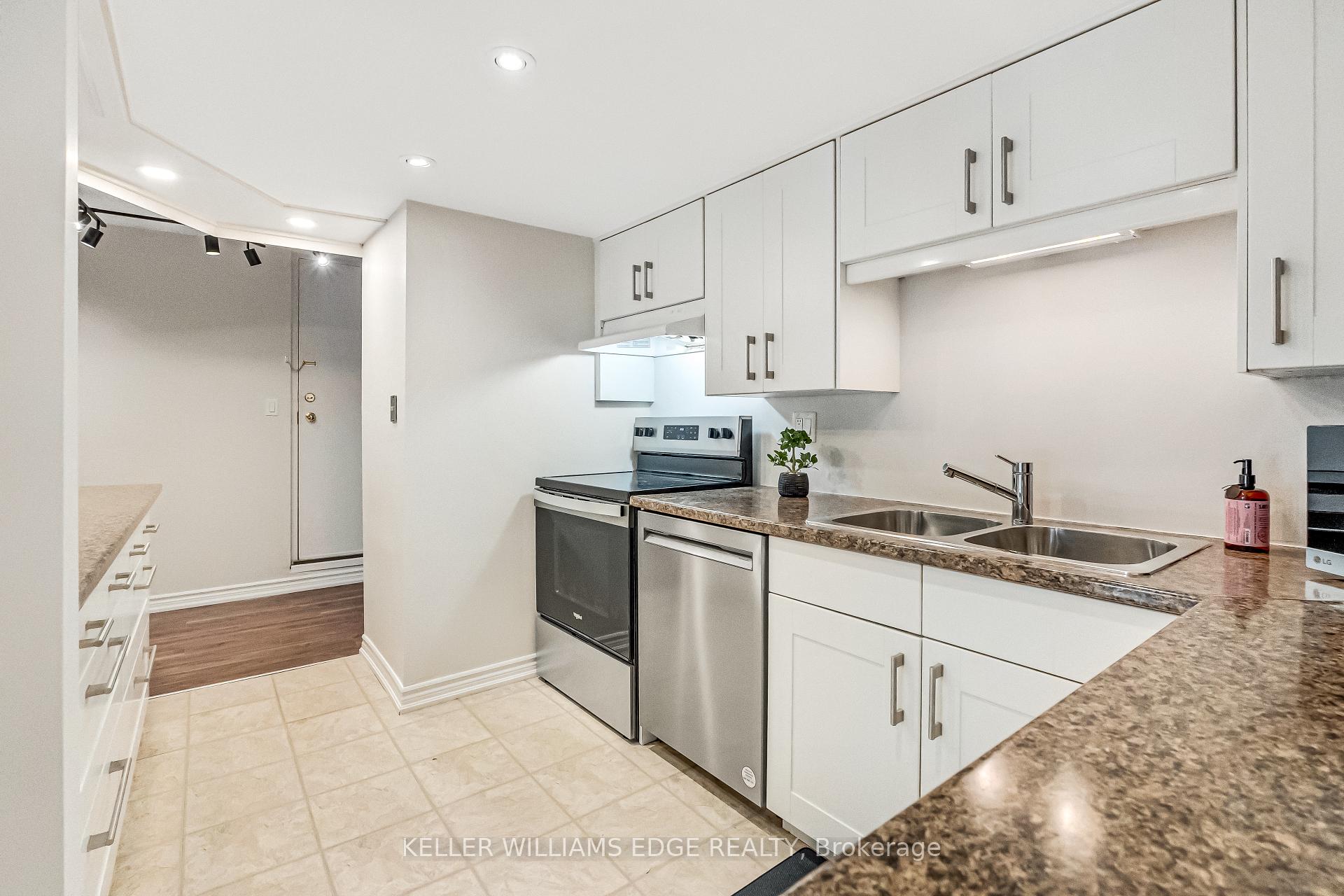 Photo 17 of Unit 422, 895 Maple Avenue, Burlington, Brant — HOMEH