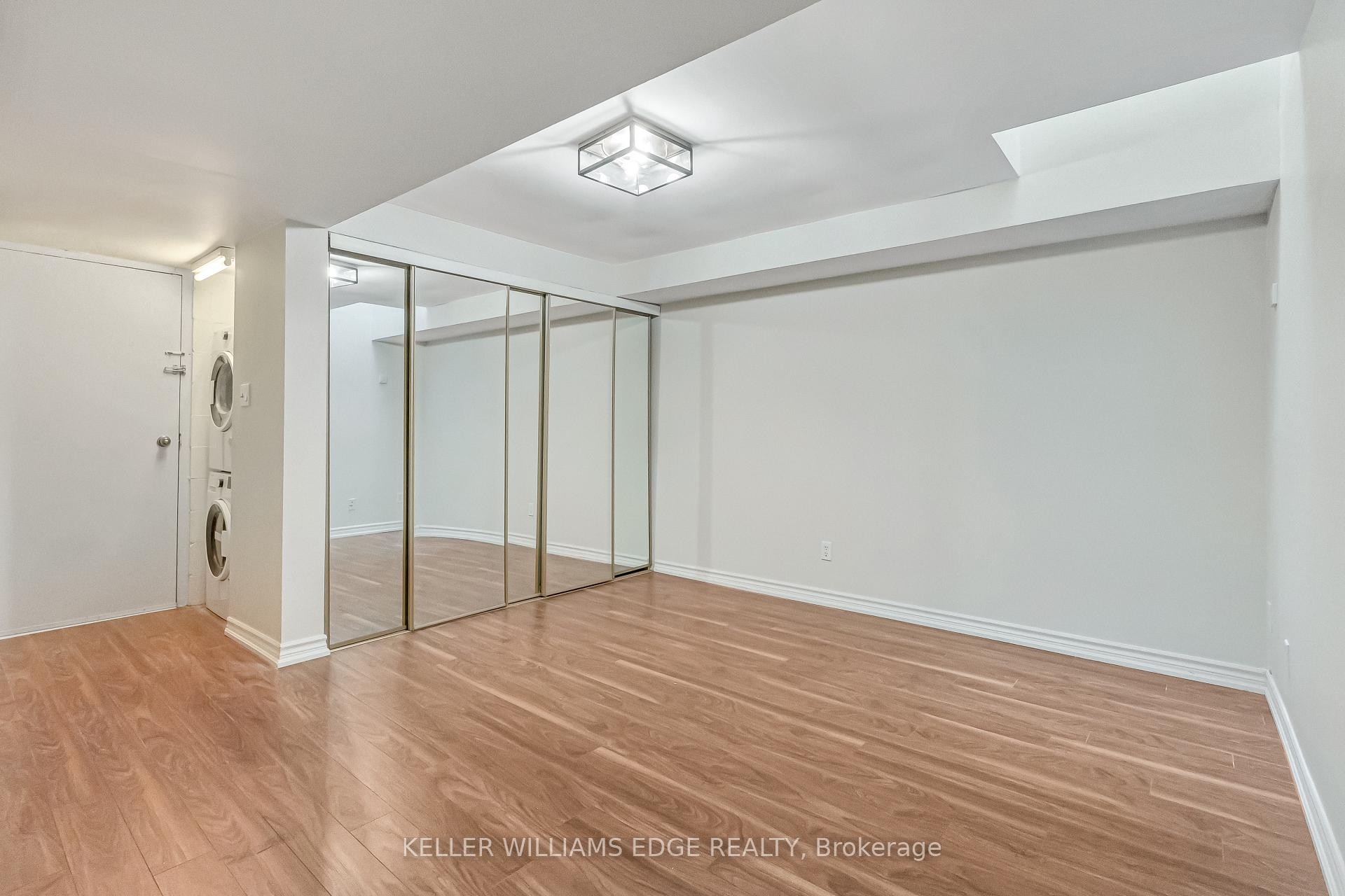 Photo 21 of Unit 422, 895 Maple Avenue, Burlington, Brant — HOMEH