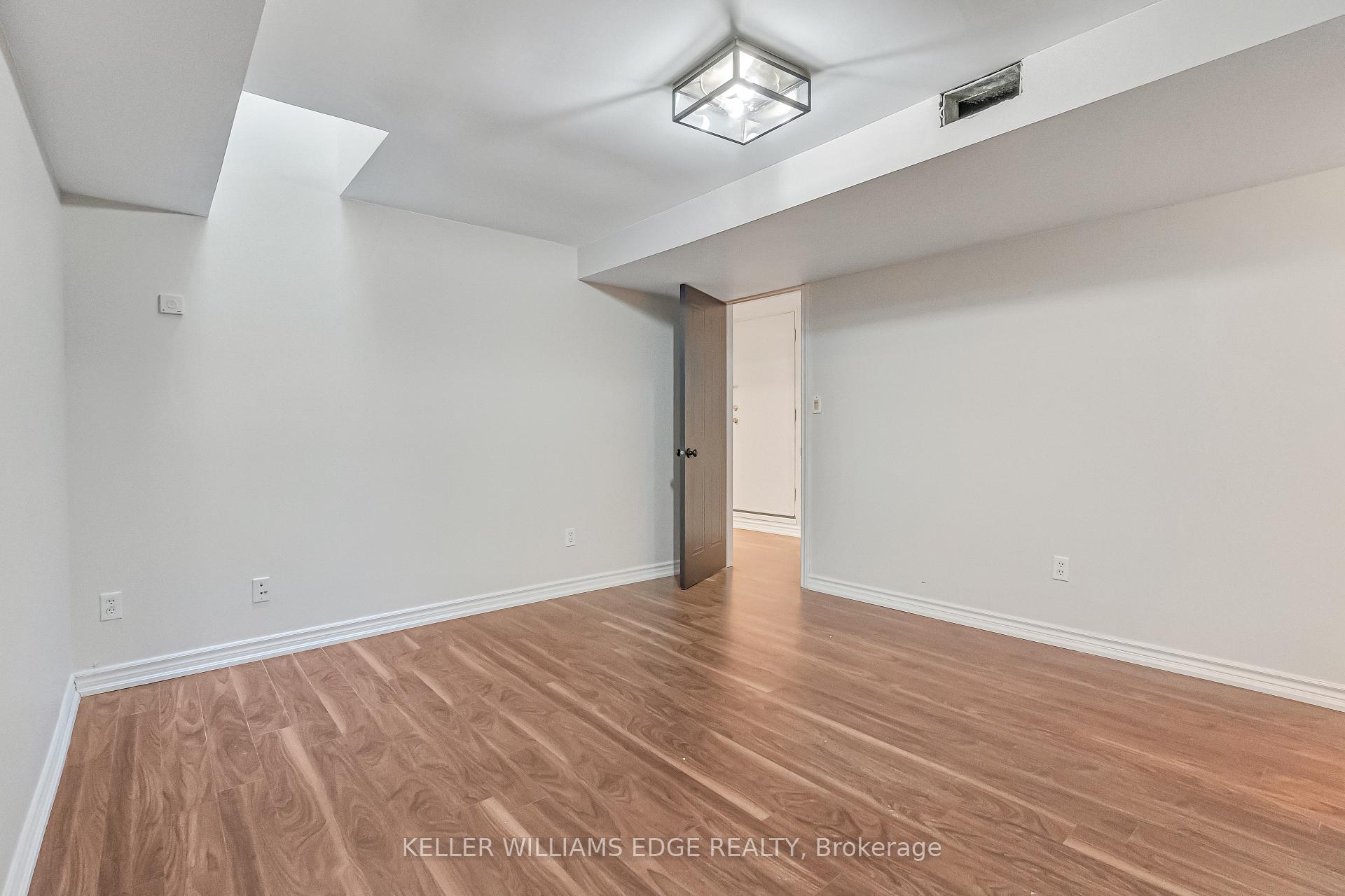 Photo 23 of Unit 422, 895 Maple Avenue, Burlington, Brant — HOMEH