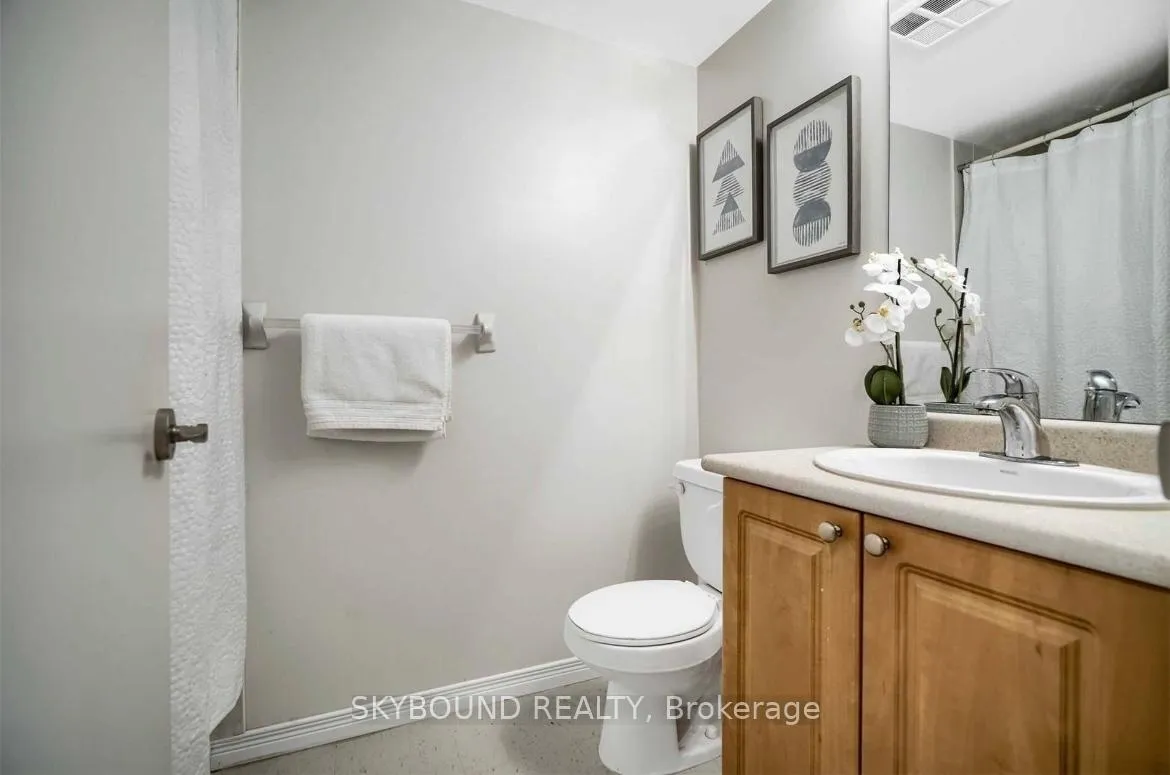 Photo 18 of 35 Sunrise Drive, Markham, Milliken Mills East — HOMEH