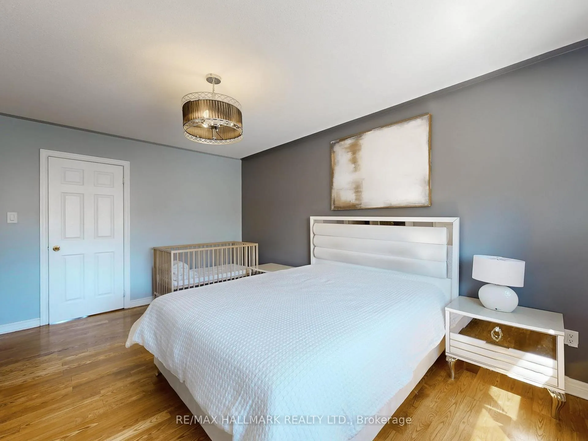 Photo 11 of 39 Retreat Boulevard, Vaughan, Vellore Village — HOMEH