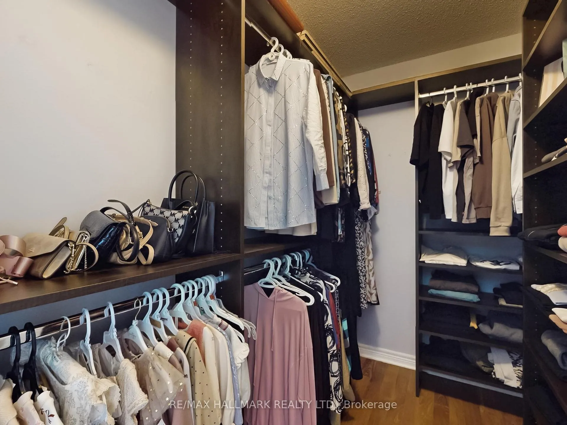 Photo 14 of 39 Retreat Boulevard, Vaughan, Vellore Village — HOMEH