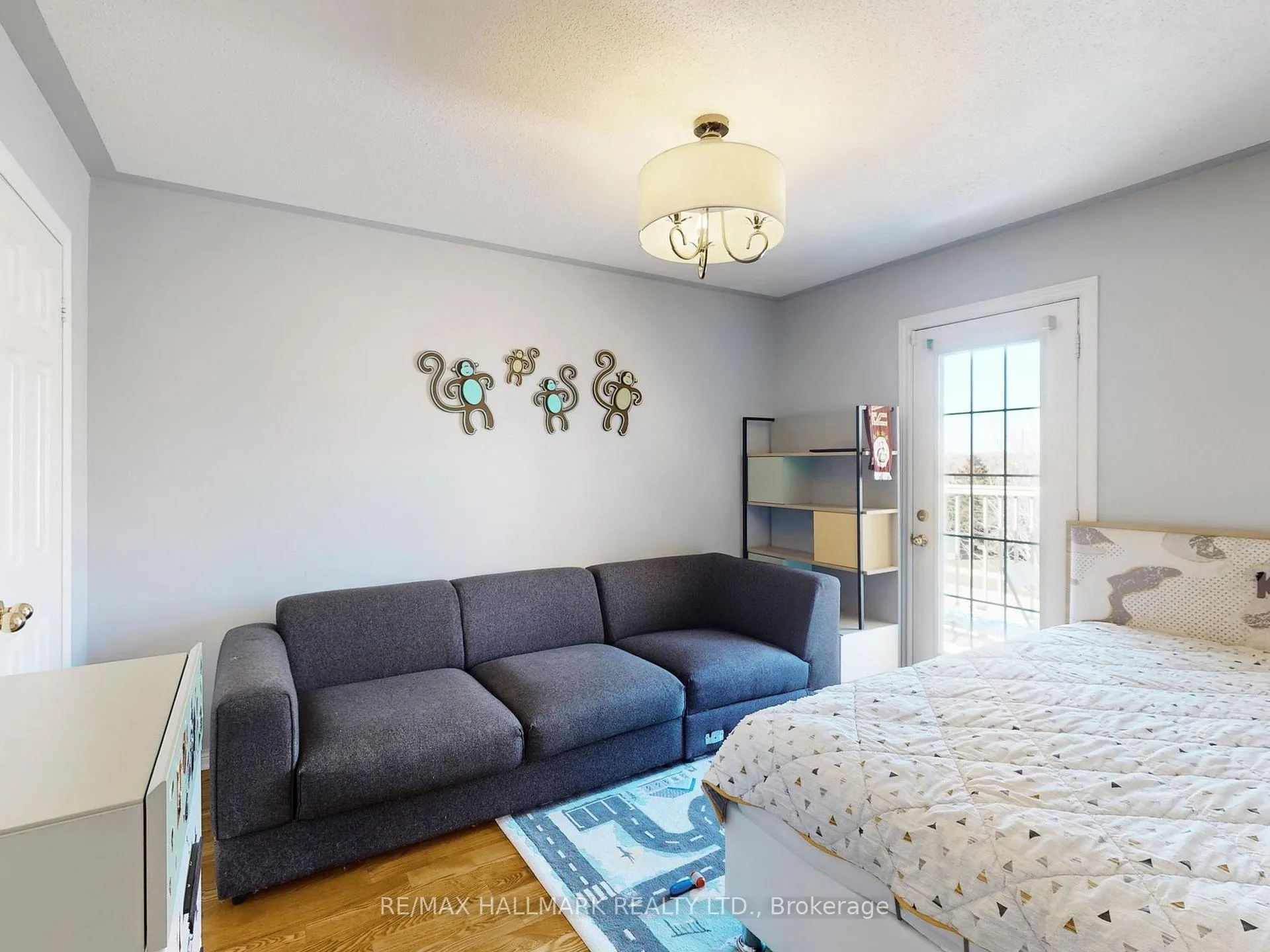 Photo 15 of 39 Retreat Boulevard, Vaughan, Vellore Village — HOMEH