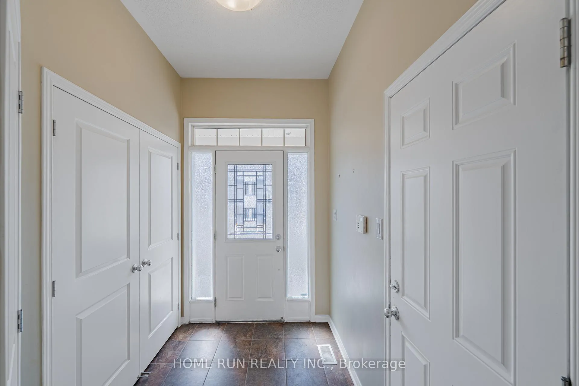 Photo 3 of 602 Pamplona Private, Ottawa, Barrhaven - Stonebridge — HOMEH