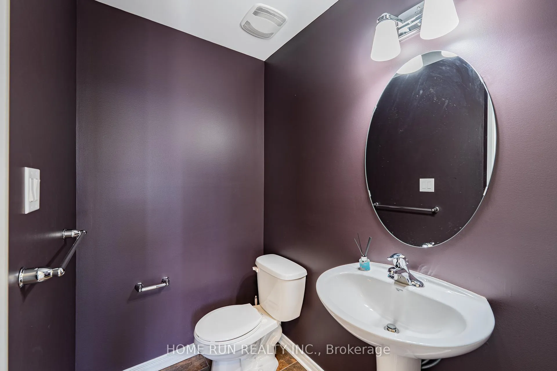 Photo 5 of 602 Pamplona Private, Ottawa, Barrhaven - Stonebridge — HOMEH