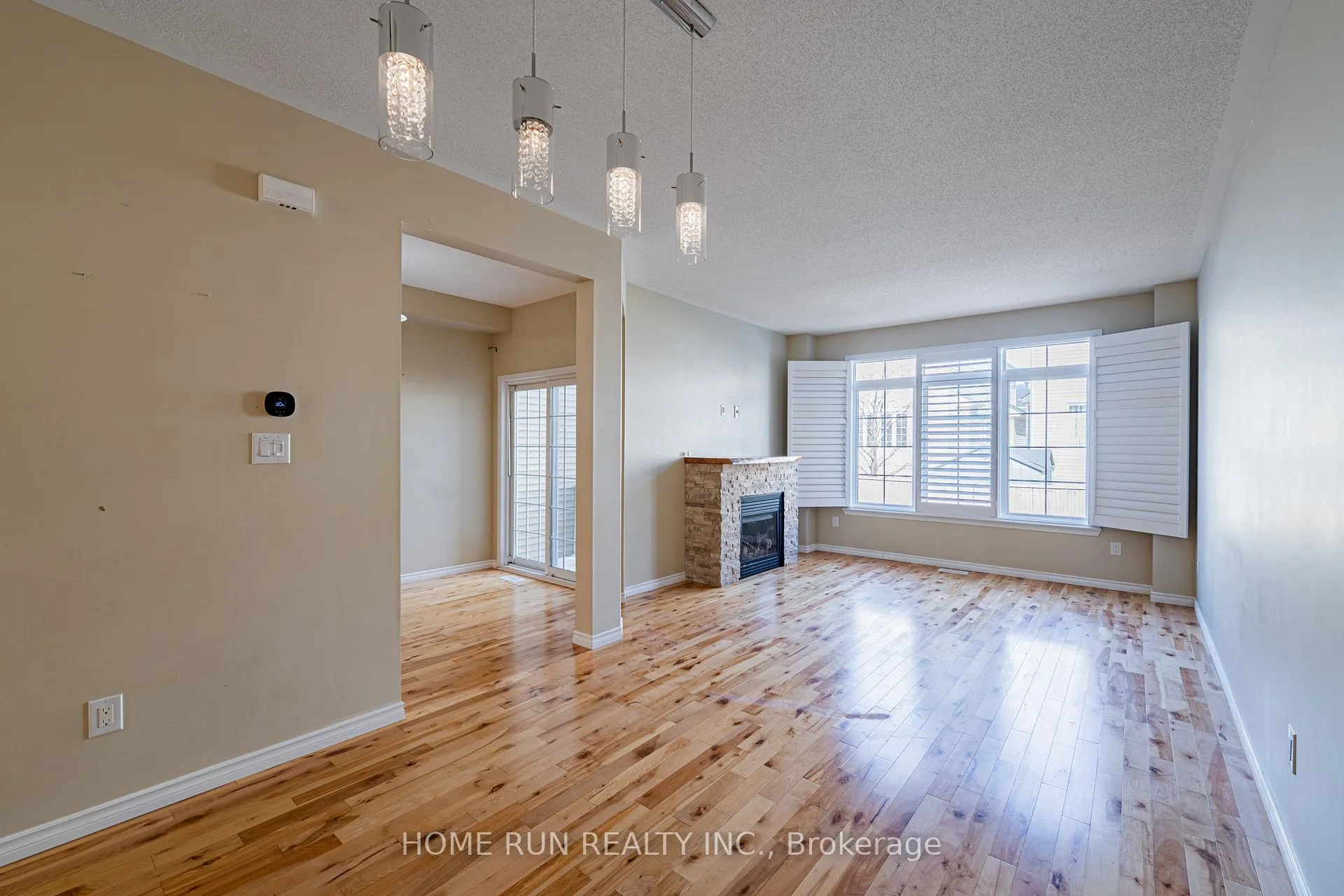 Photo 6 of 602 Pamplona Private, Ottawa, Barrhaven - Stonebridge — HOMEH