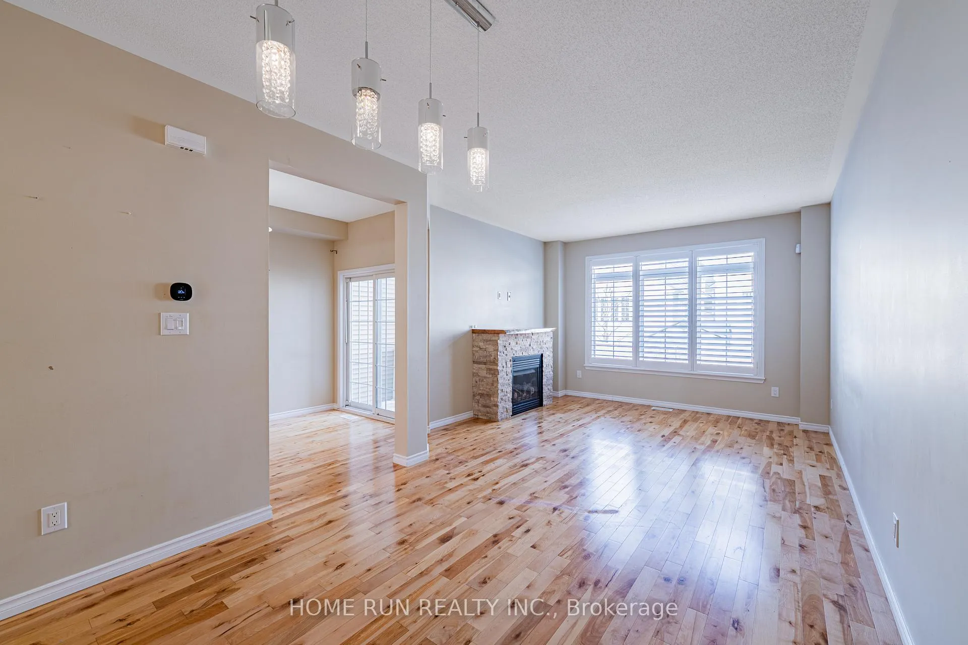 Photo 8 of 602 Pamplona Private, Ottawa, Barrhaven - Stonebridge — HOMEH