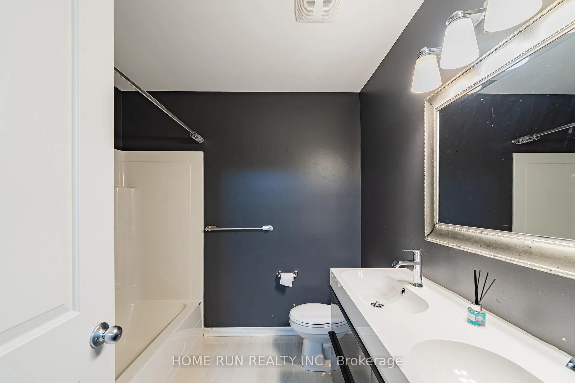 Photo 23 of 602 Pamplona Private, Ottawa, Barrhaven - Stonebridge — HOMEH