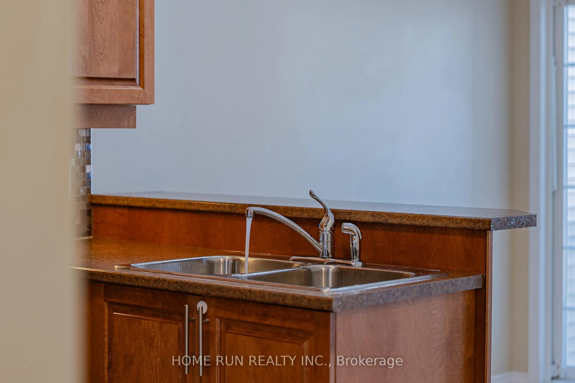 Photo 29 of 602 Pamplona Private, Ottawa, Barrhaven - Stonebridge — HOMEH
