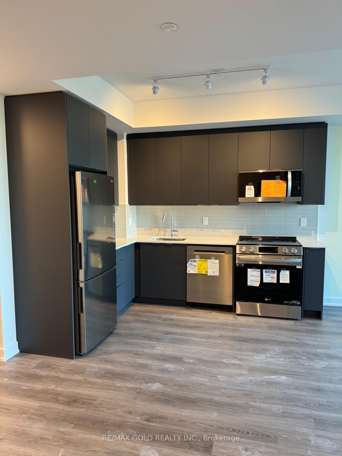 Photo 2 of Unit 420, 225 Malta Avenue, Brampton, Fletcher's Creek South — HOMEH