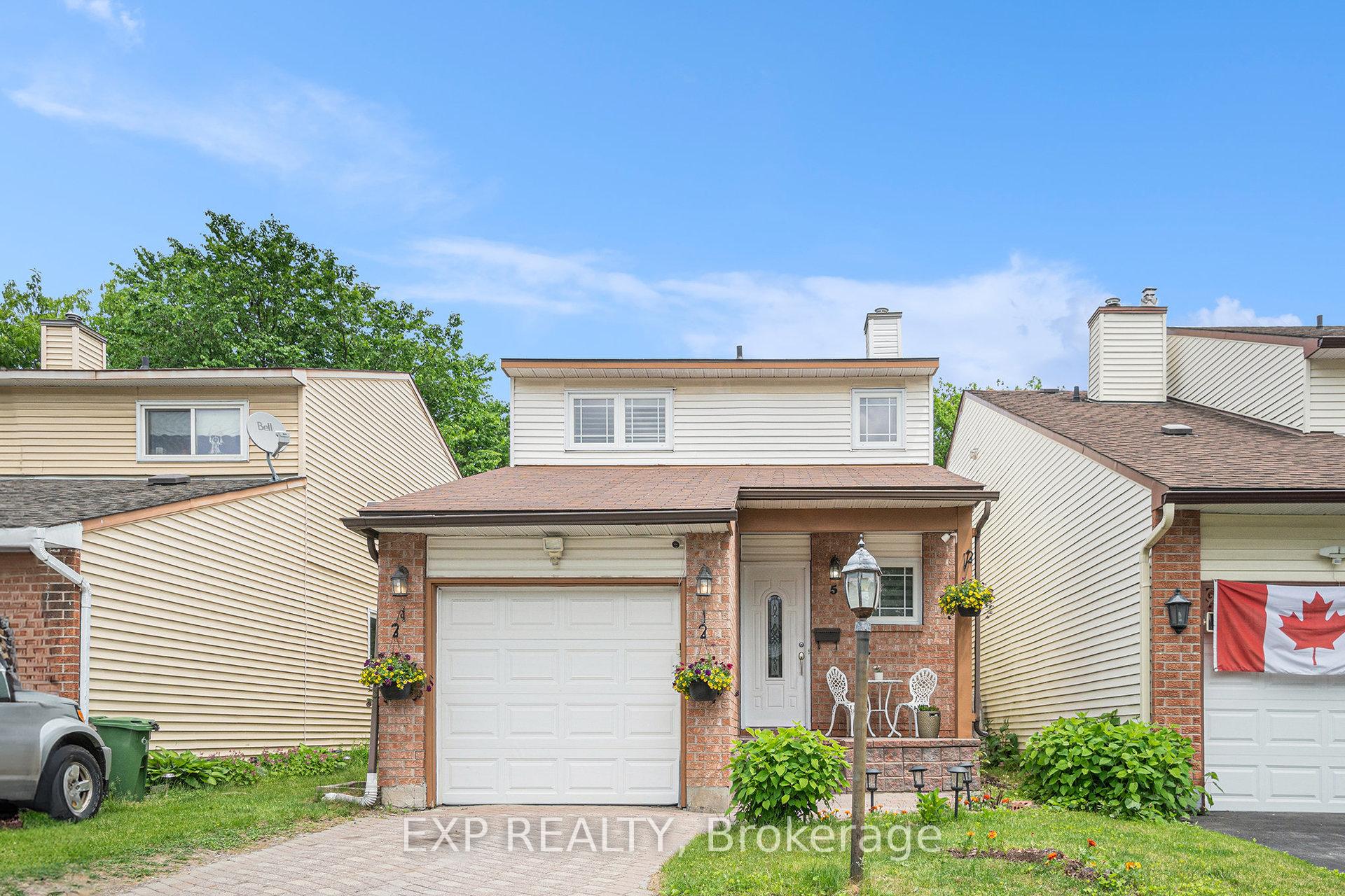 Photo 1 of 5 Benlark Road, Ottawa, Barrhaven - On the Green — HOMEH