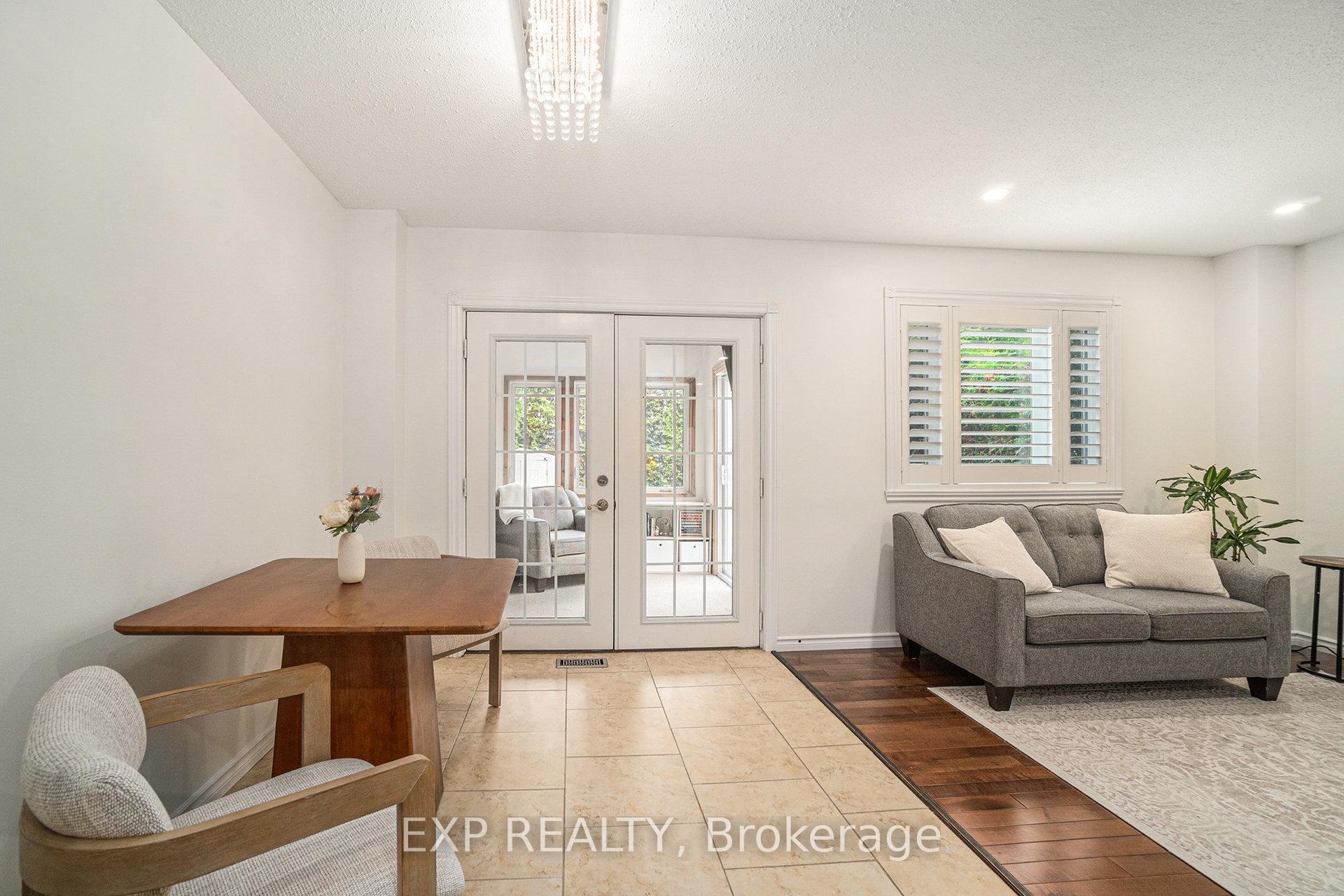 Photo 16 of 5 Benlark Road, Ottawa, Barrhaven - On the Green — HOMEH