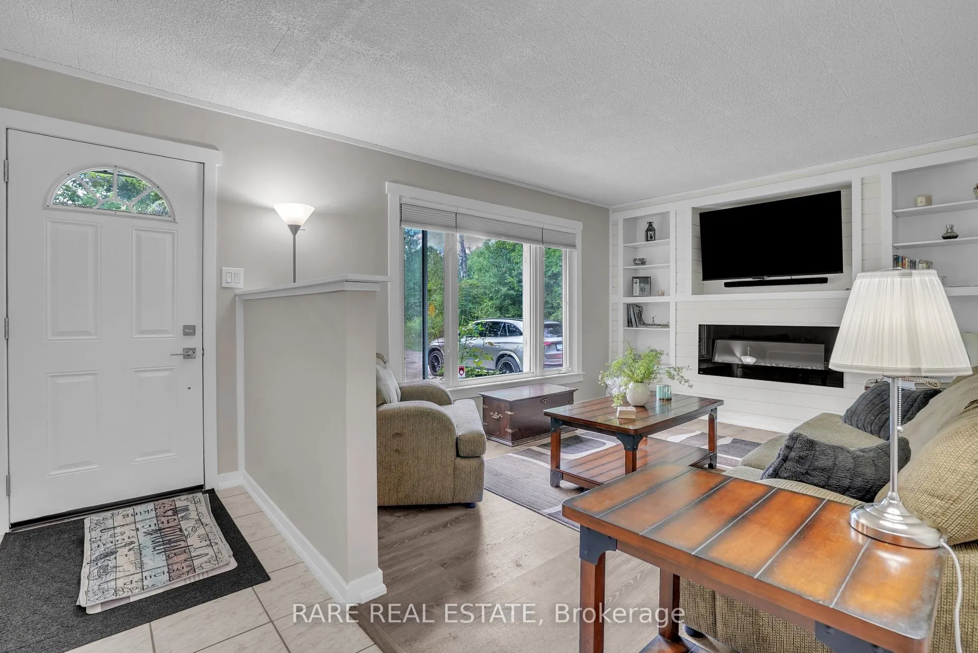 Photo 8 of 1121 Ferrier Avenue, Innisfil, Lefroy — HOMEH