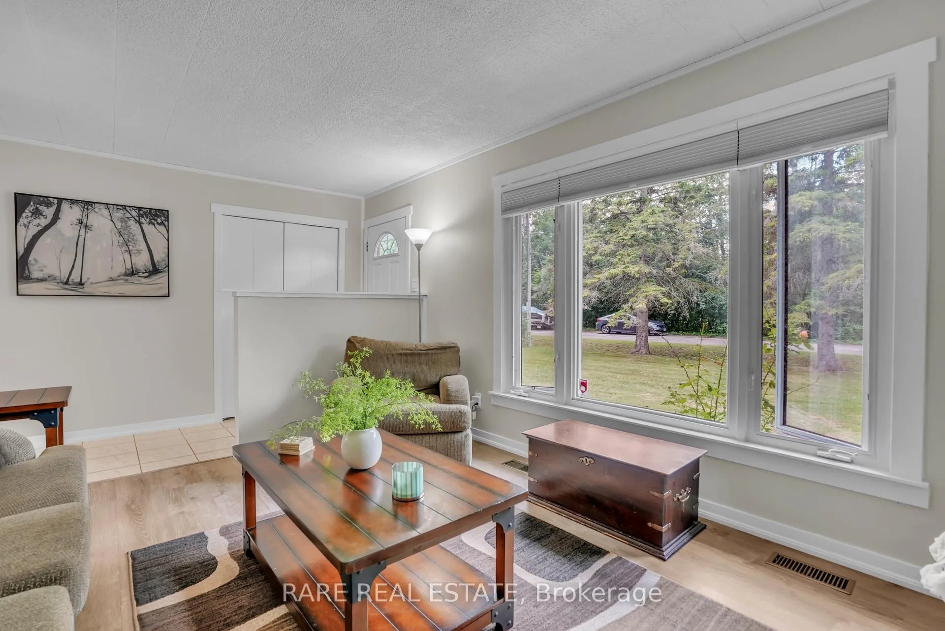 Photo 10 of 1121 Ferrier Avenue, Innisfil, Lefroy — HOMEH