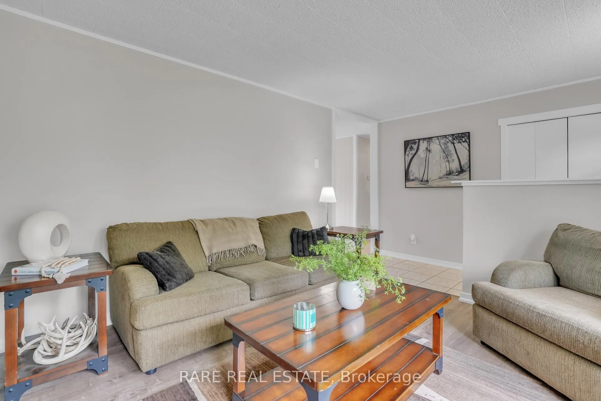 Photo 11 of 1121 Ferrier Avenue, Innisfil, Lefroy — HOMEH