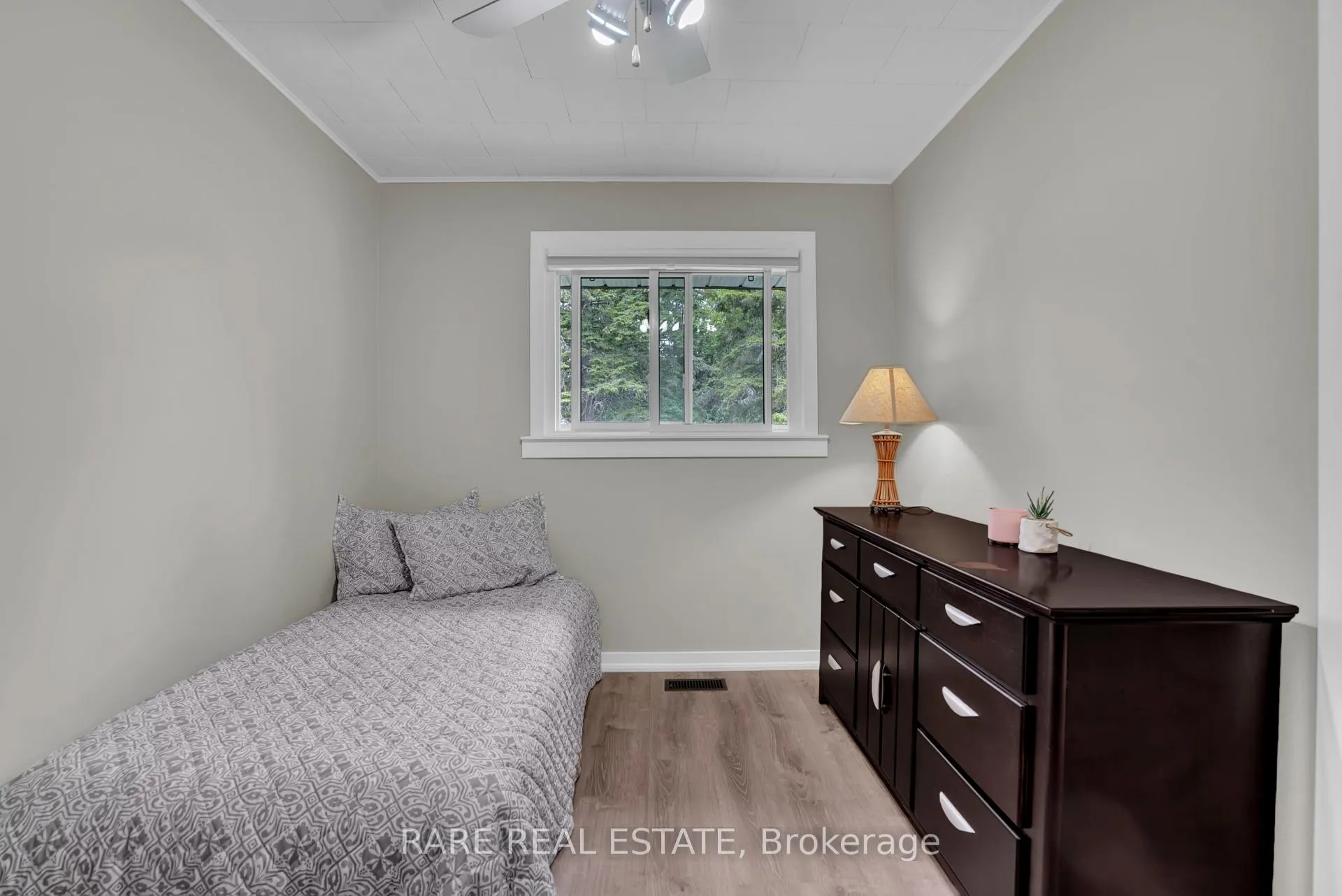 Photo 24 of 1121 Ferrier Avenue, Innisfil, Lefroy — HOMEH