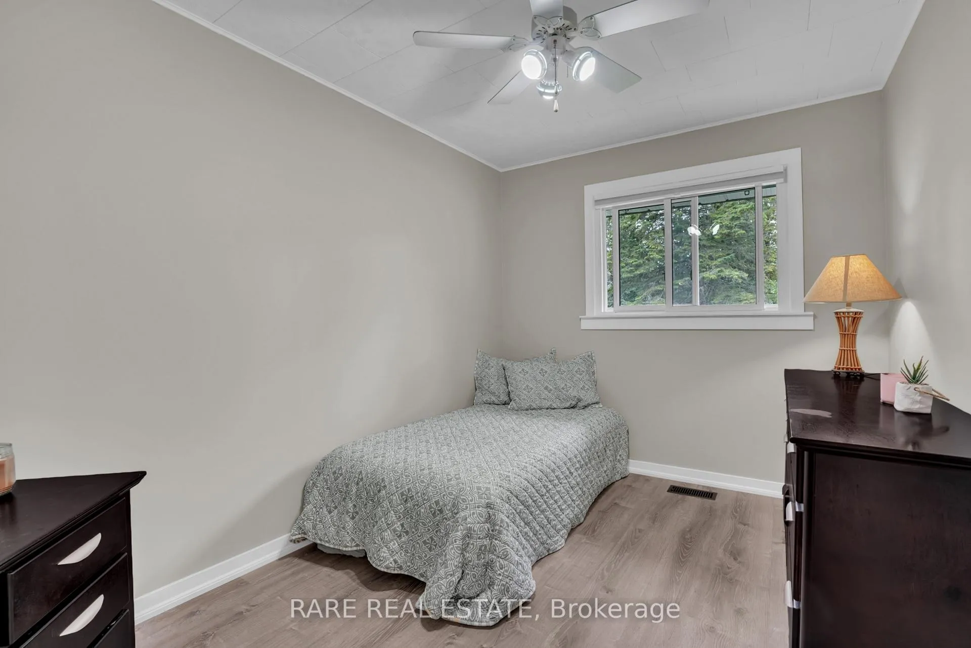 Photo 25 of 1121 Ferrier Avenue, Innisfil, Lefroy — HOMEH