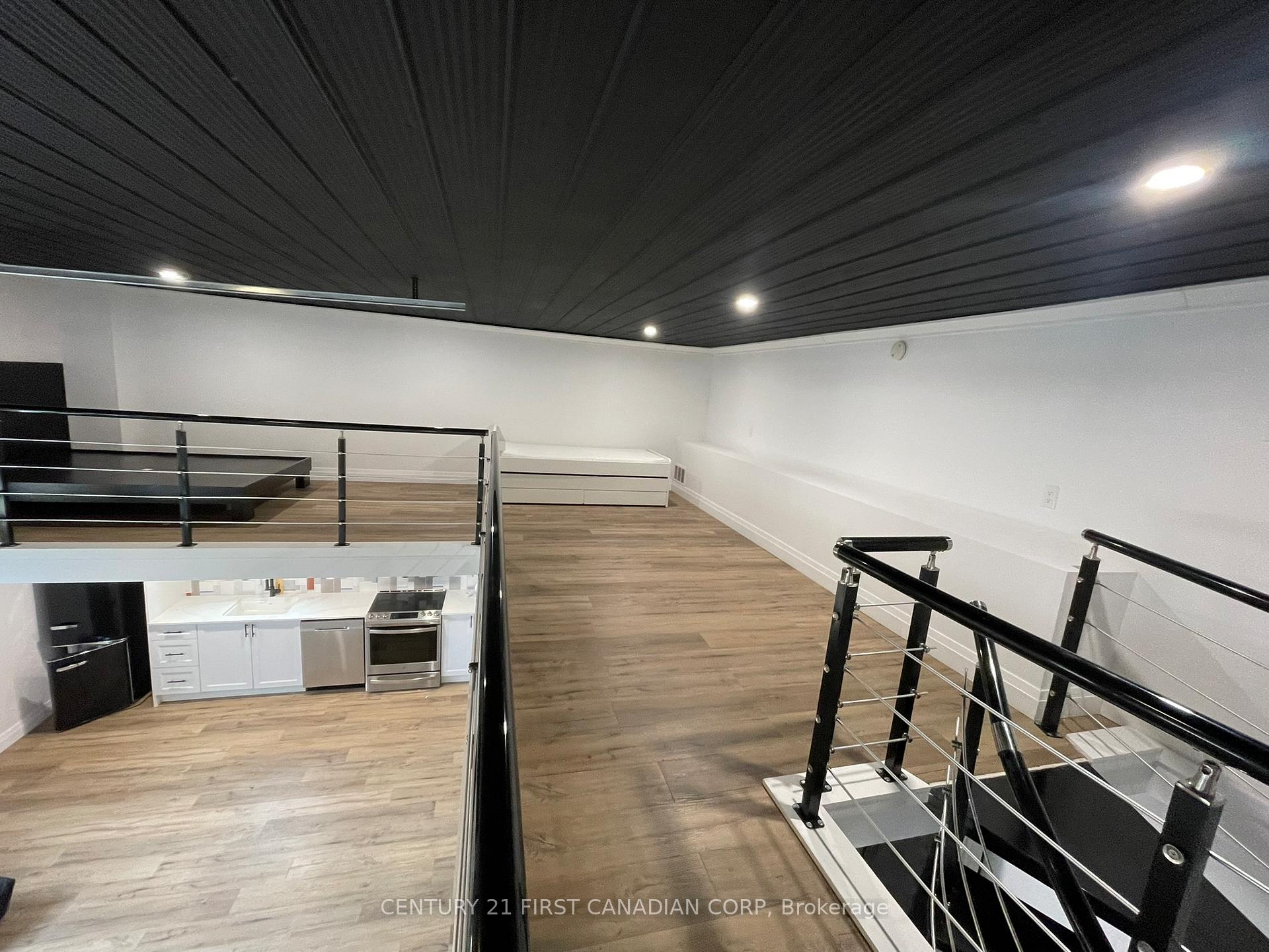 Photo 24 of 205 King Edward Street, Brant, Paris — HOMEH