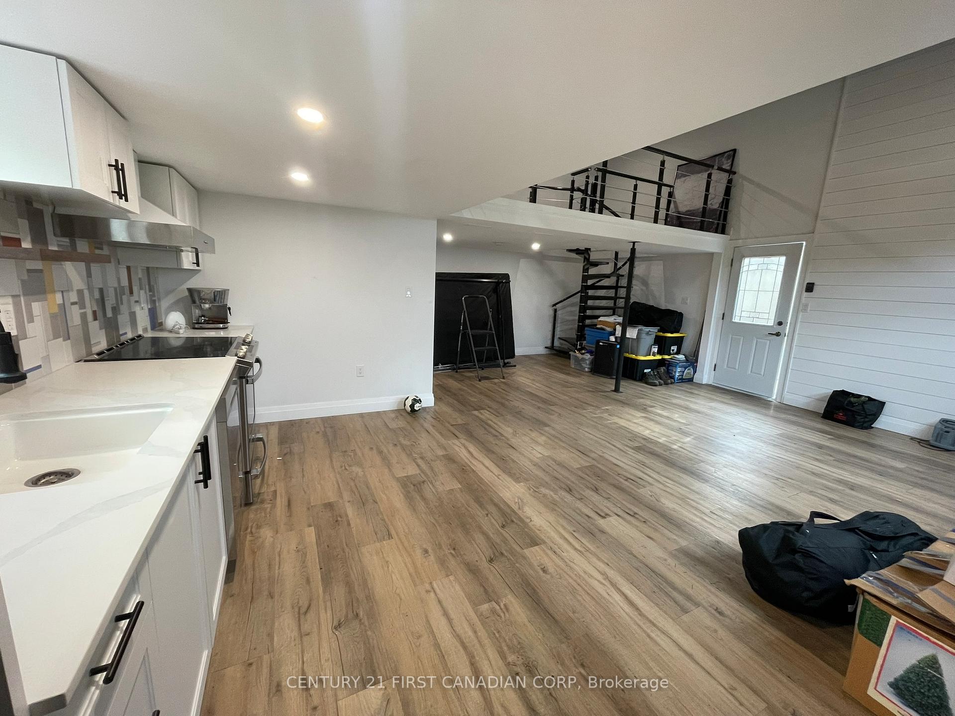Photo 22 of 205 King Edward Street, Brant, Paris — HOMEH