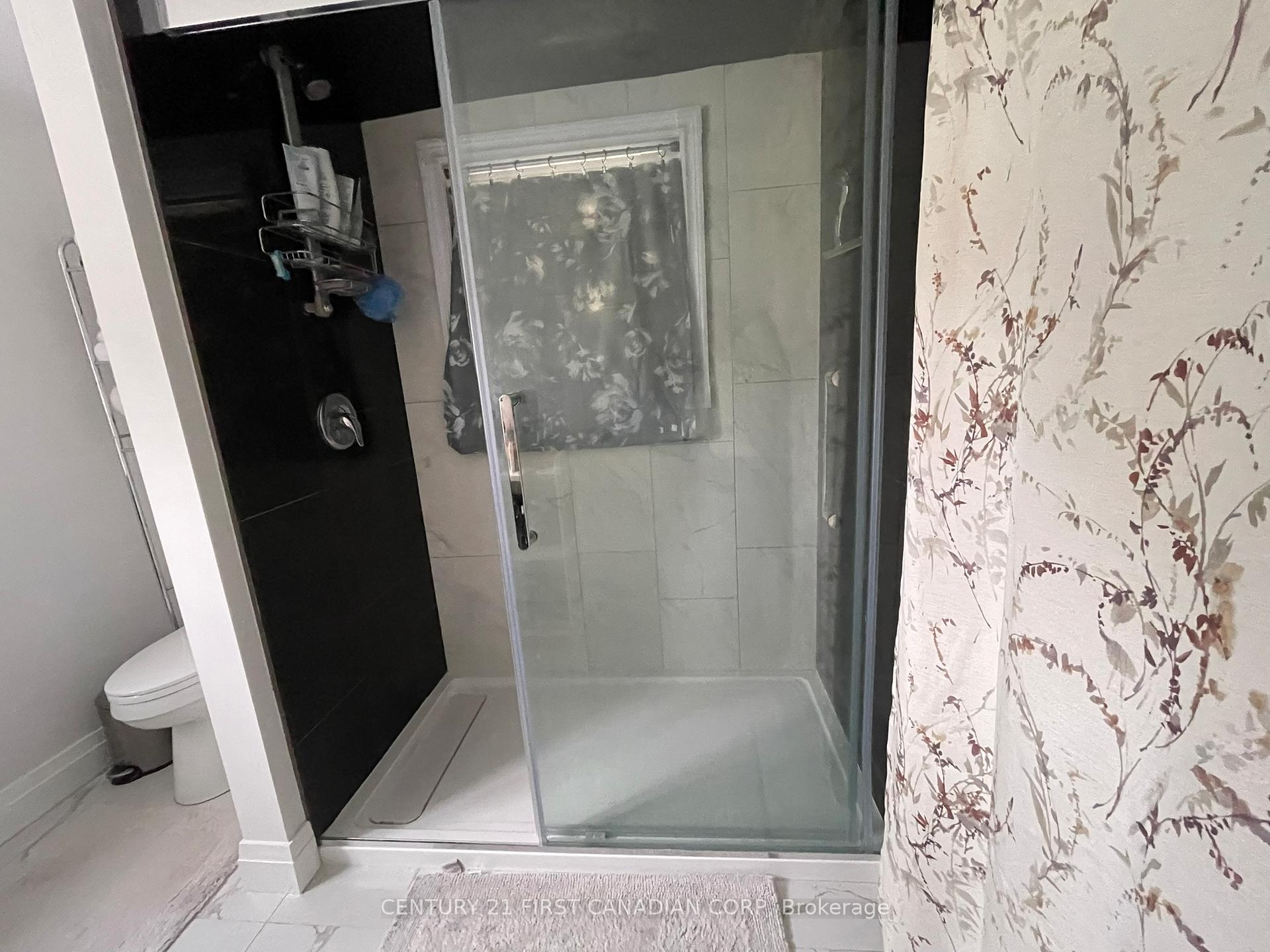 Photo 30 of 205 King Edward Street, Brant, Paris — HOMEH