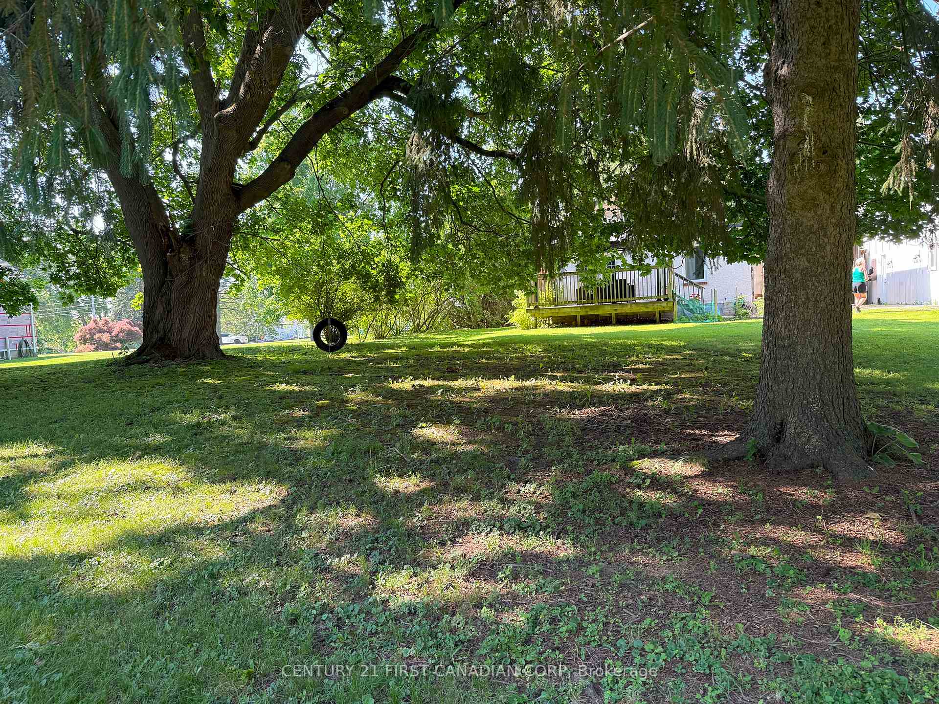 Photo 43 of 205 King Edward Street, Brant, Paris — HOMEH
