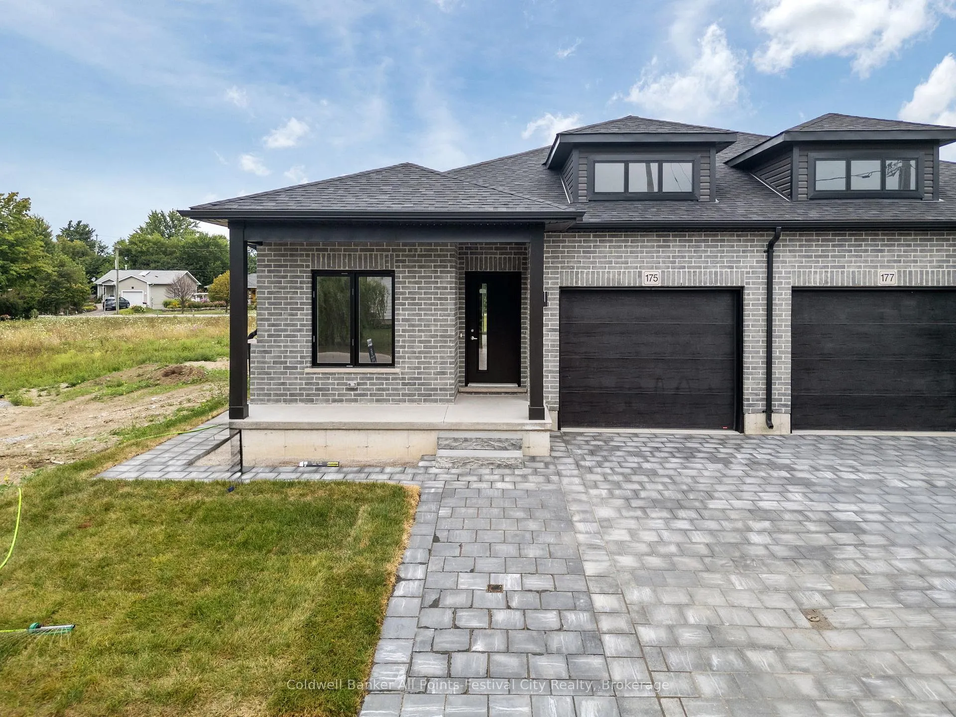 Photo 5 of 171 Elgin Avenue, Goderich, Goderich (Town) — HOMEH