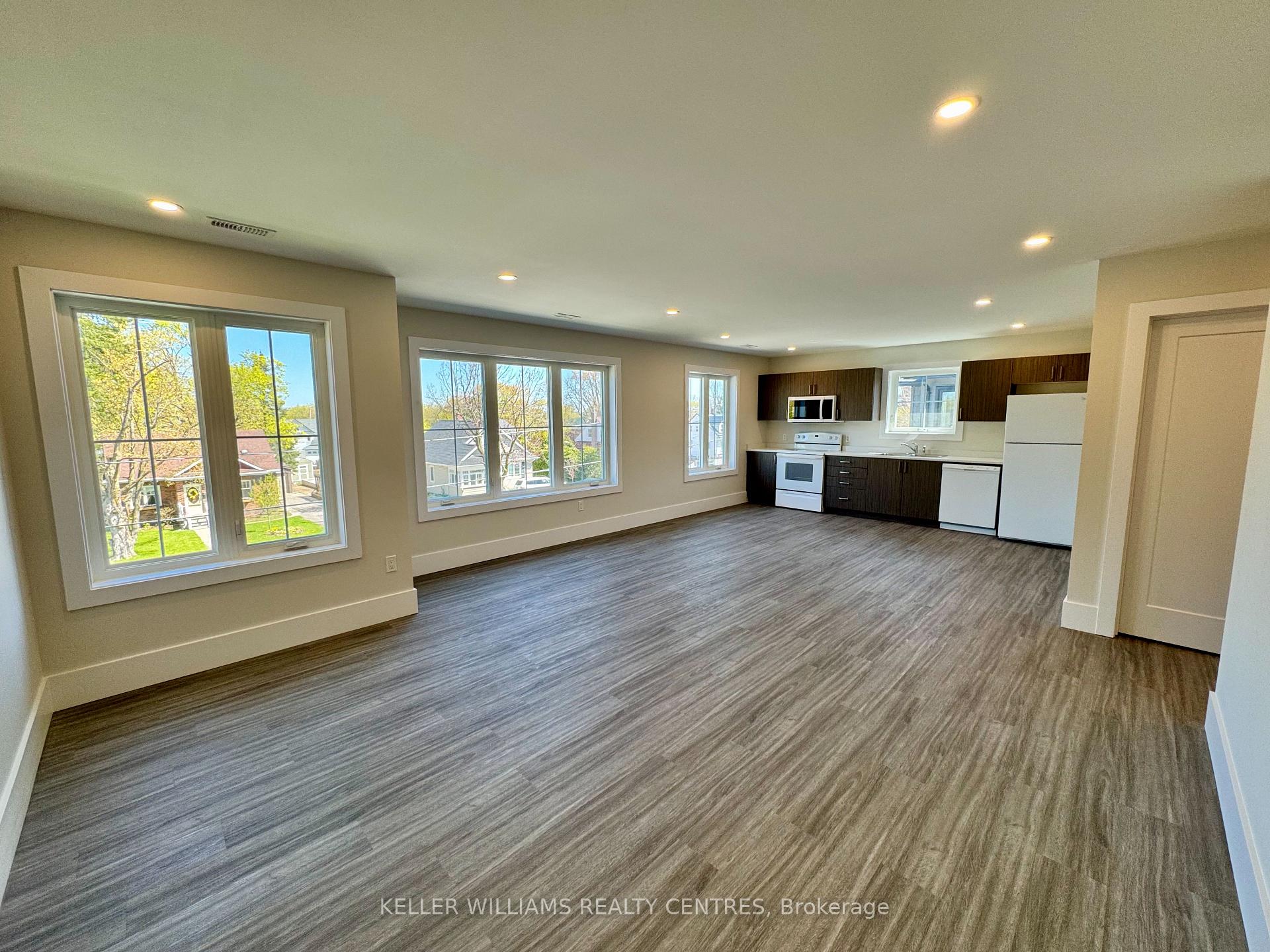 Photo 3 of Unit Upper, 63 Holgate Street, Barrie, Allandale — HOMEH
