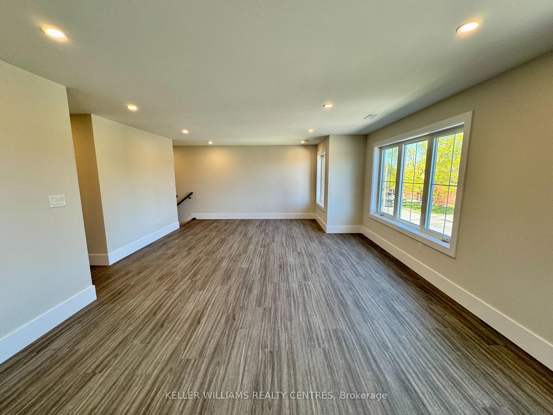 Photo 5 of Unit Upper, 63 Holgate Street, Barrie, Allandale — HOMEH