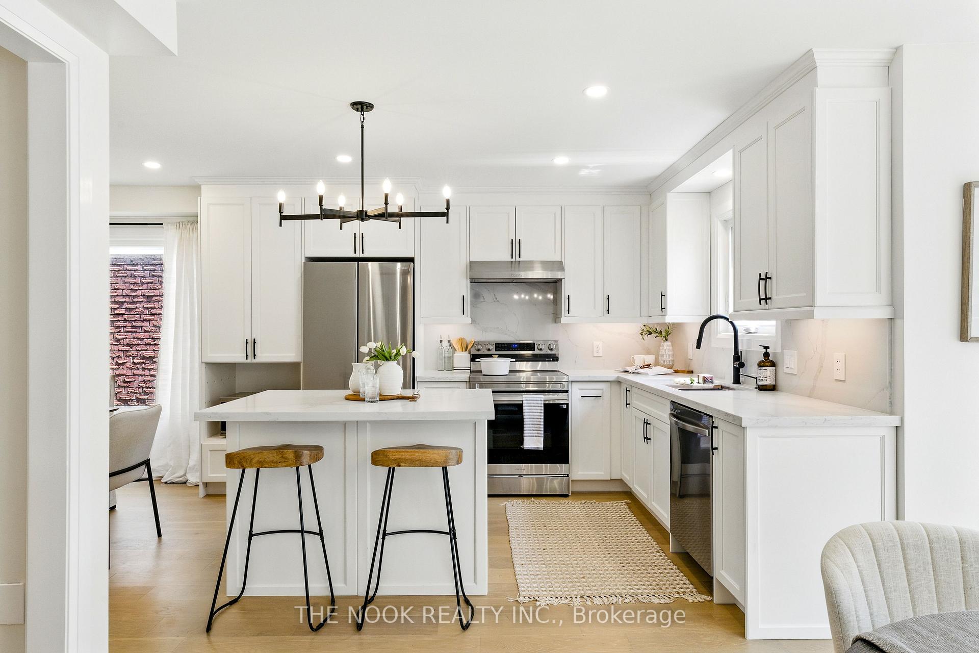 Photo 10 of 37 Reed Drive, Ajax, Central — HOMEH