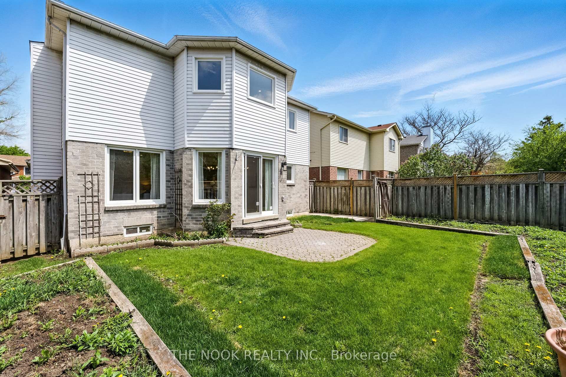 Photo 41 of 37 Reed Drive, Ajax, Central — HOMEH