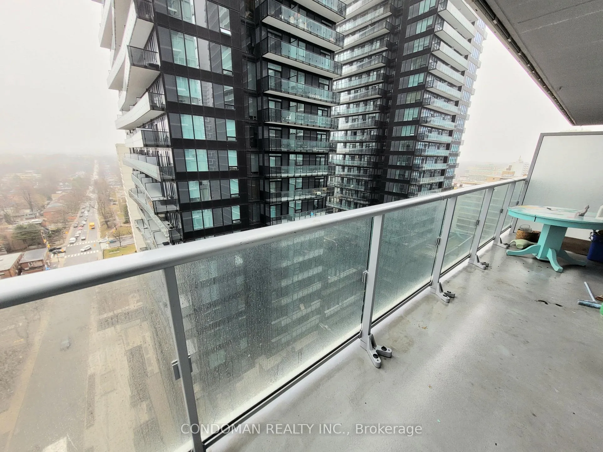 Photo 6 of Unit 1703, 99 Broadway Avenue, Toronto, Mount Pleasant West — HOMEH