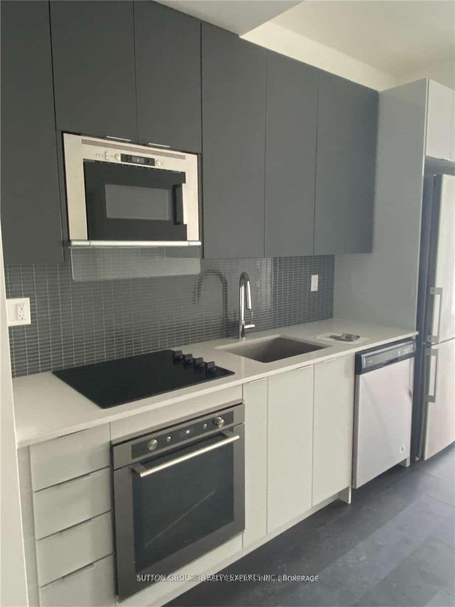Photo 9 of Unit 906, 2908 Hwy 7 Road, Vaughan, Vaughan Corporate Centre — HOMEH
