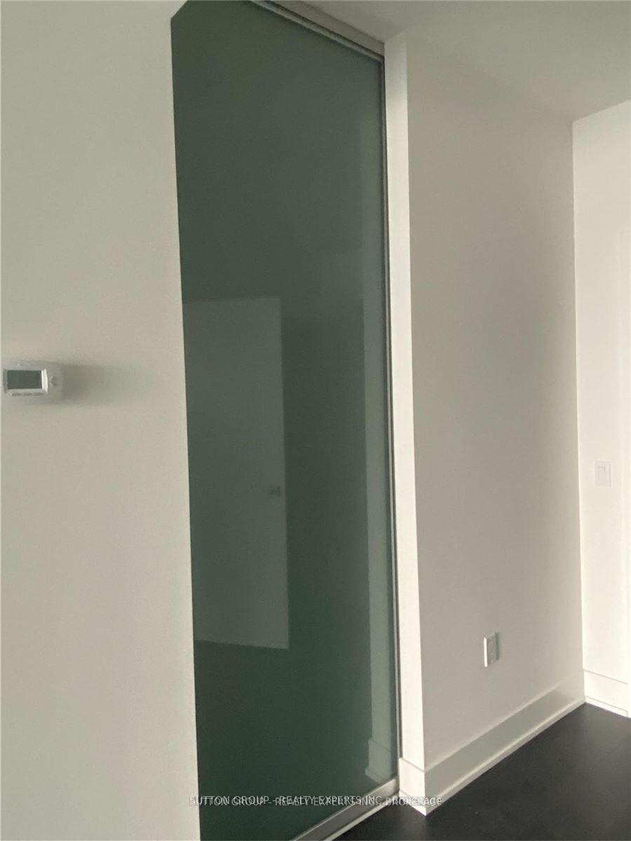 Photo 10 of Unit 906, 2908 Hwy 7 Road, Vaughan, Vaughan Corporate Centre — HOMEH