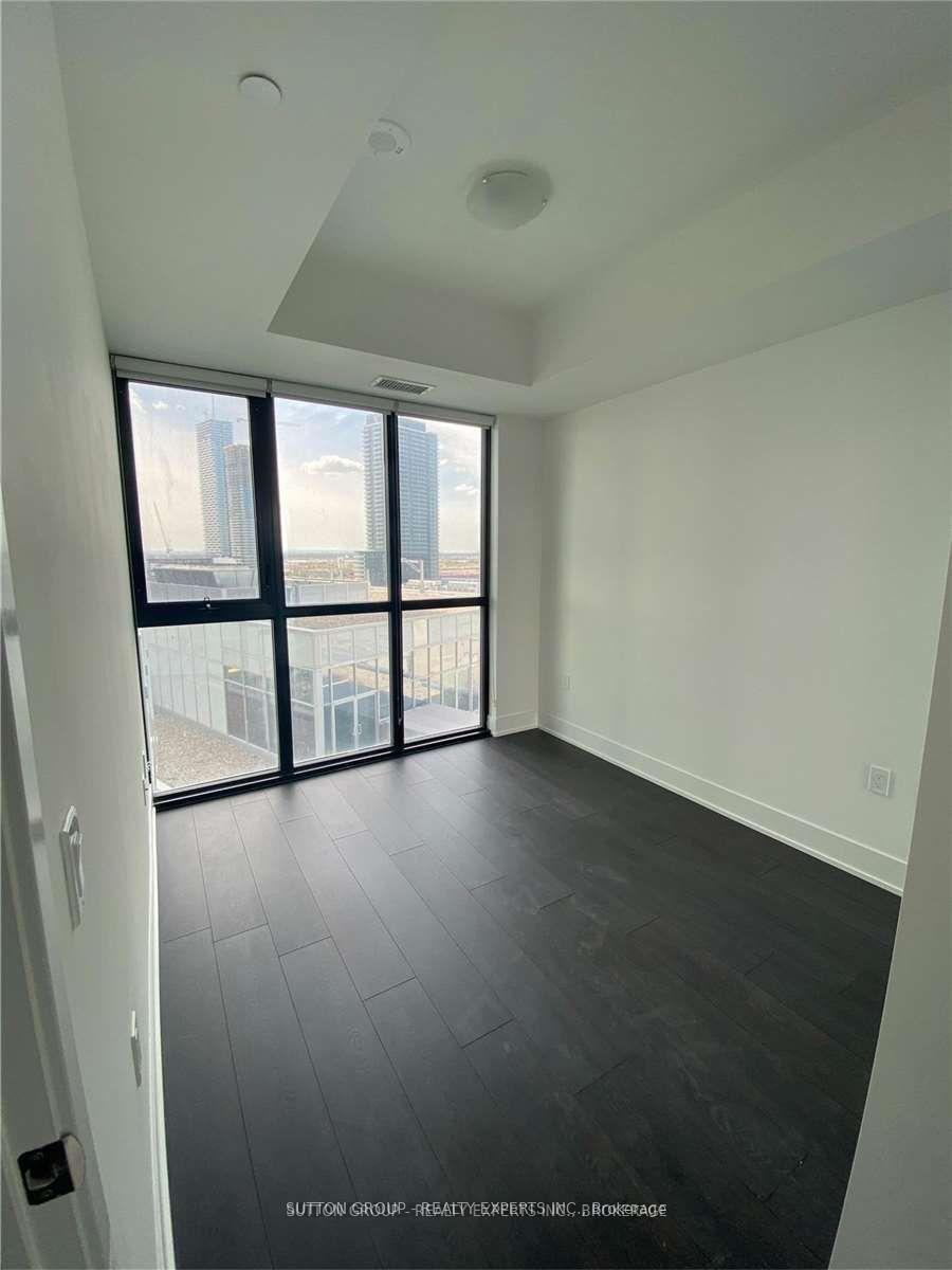 Photo 11 of Unit 906, 2908 Hwy 7 Road, Vaughan, Vaughan Corporate Centre — HOMEH