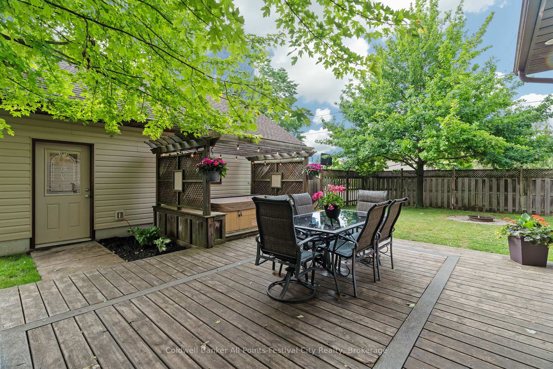 Photo 7 of 32 Cambria Road S, Goderich, Goderich (Town) — HOMEH