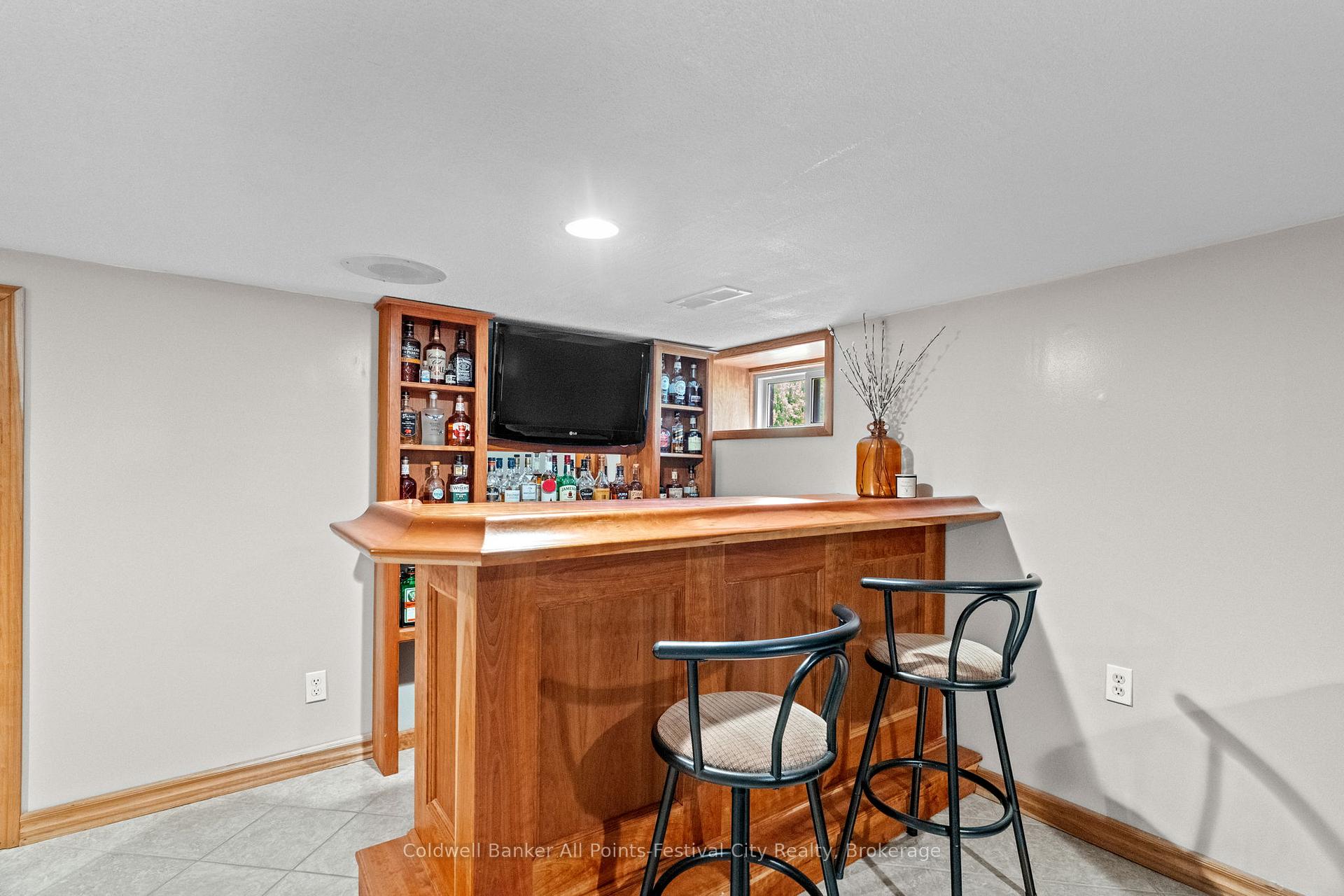 Photo 47 of 32 Cambria Road S, Goderich, Goderich (Town) — HOMEH