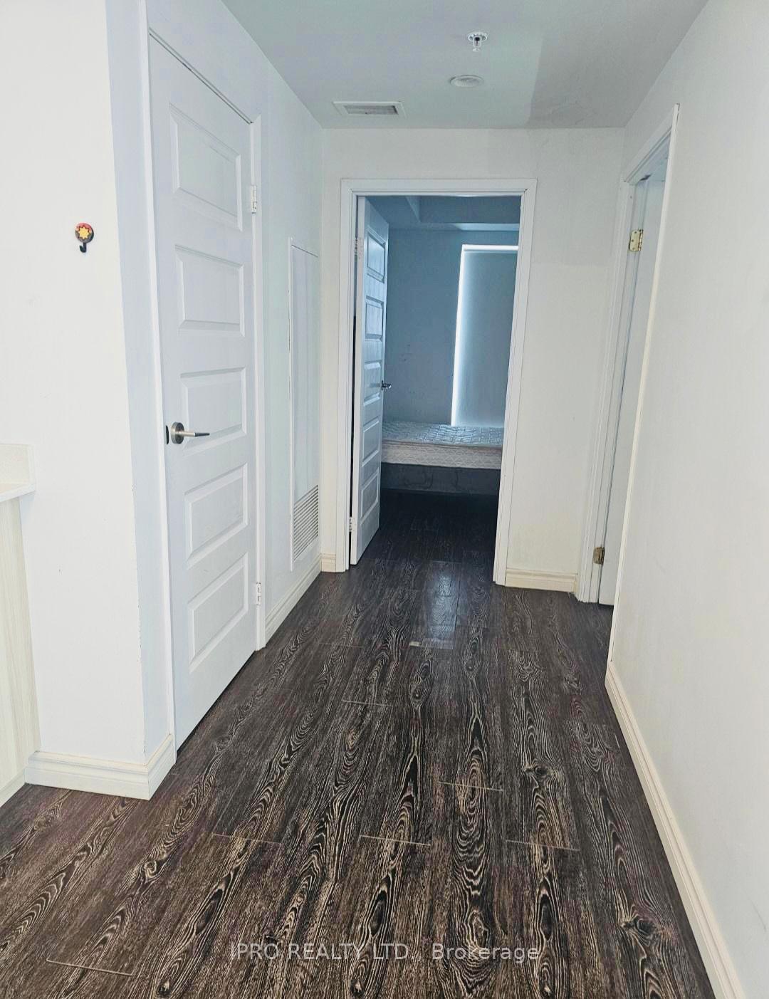 Photo 4 of Unit 2501, 158 King Street N, Waterloo, Beechwood/University — HOMEH