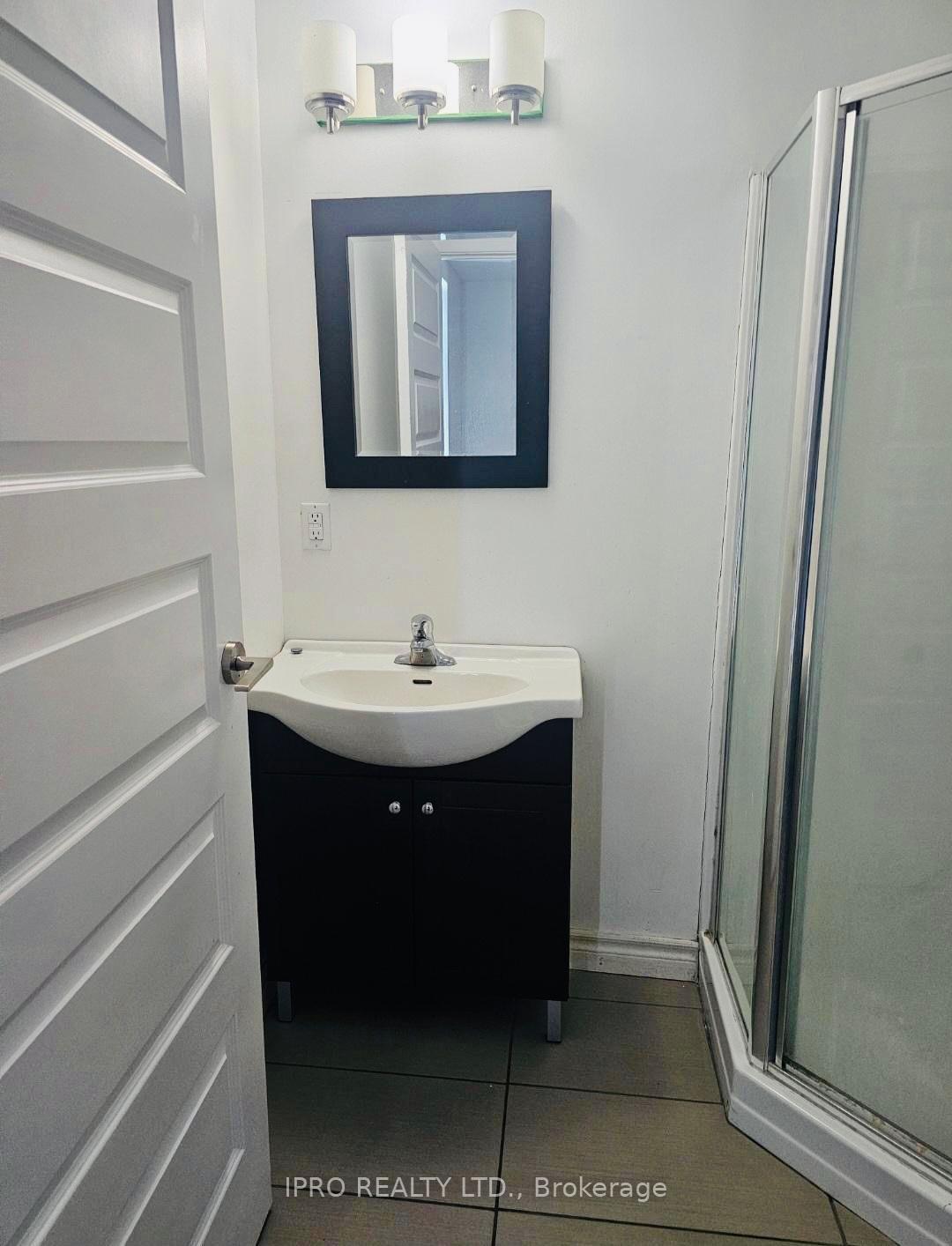 Photo 5 of Unit 2501, 158 King Street N, Waterloo, Beechwood/University — HOMEH