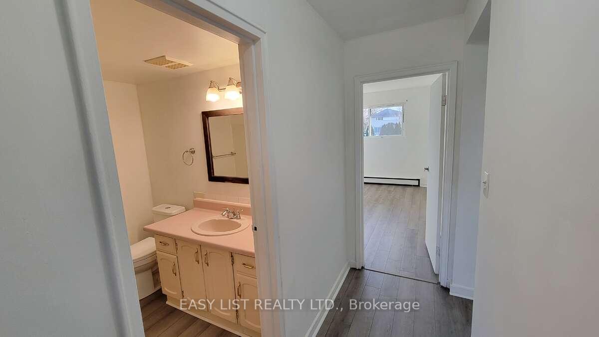 Photo 5 of Unit 16, 8650 Wyandotte Street E, Windsor — HOMEH
