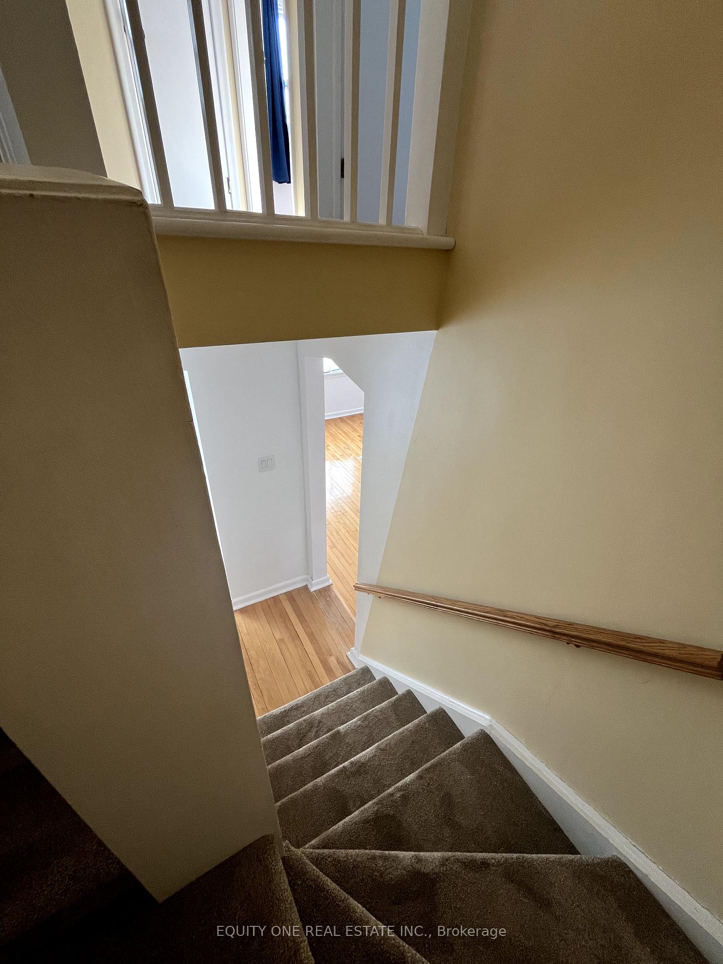 Photo 14 of 677 Weston Drive, Ottawa, Elmvale Acres — HOMEH