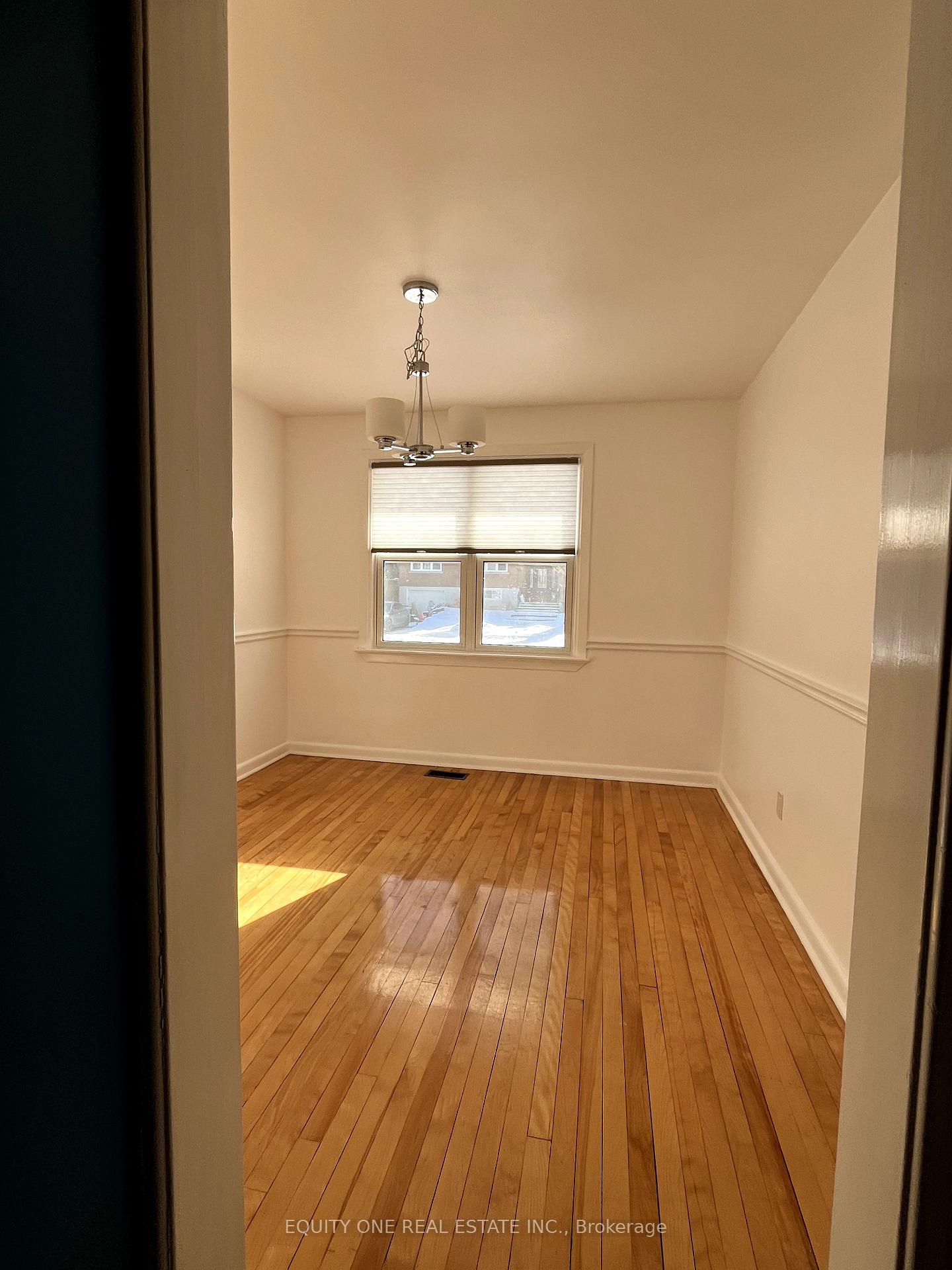 Photo 16 of 677 Weston Drive, Ottawa, Elmvale Acres — HOMEH