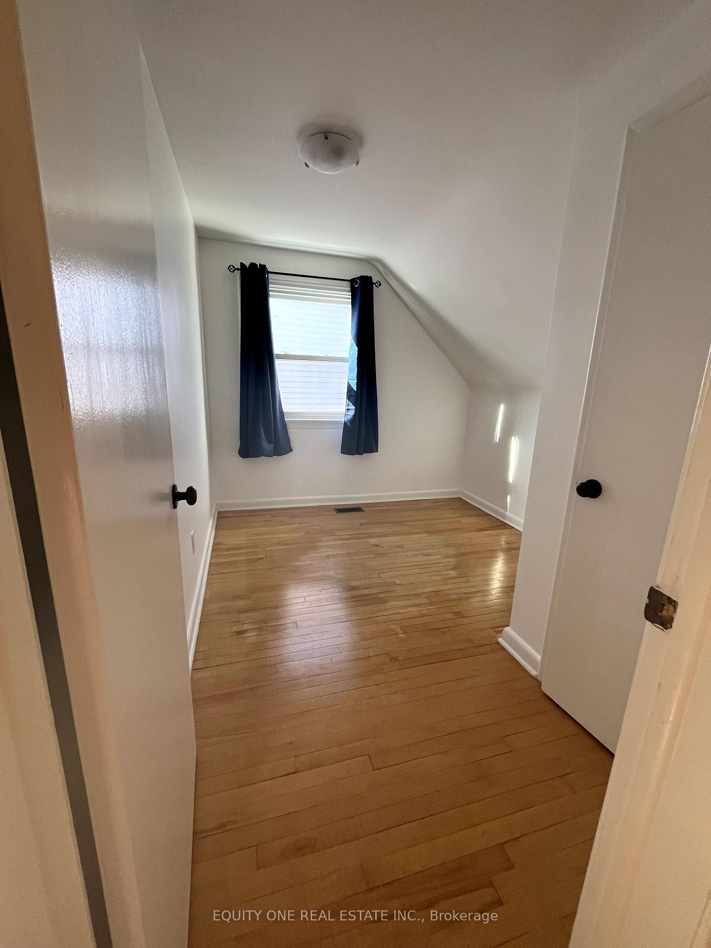 Photo 26 of 677 Weston Drive, Ottawa, Elmvale Acres — HOMEH