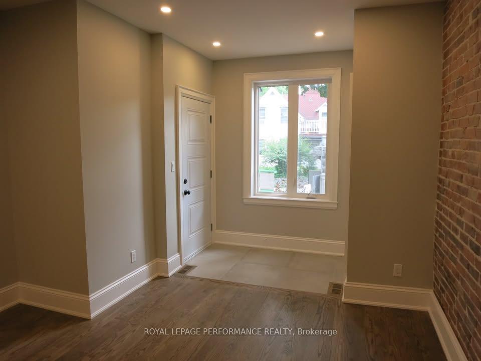 Photo 2 of Unit 1, 21 Monk Street, Ottawa, Glebe — HOMEH